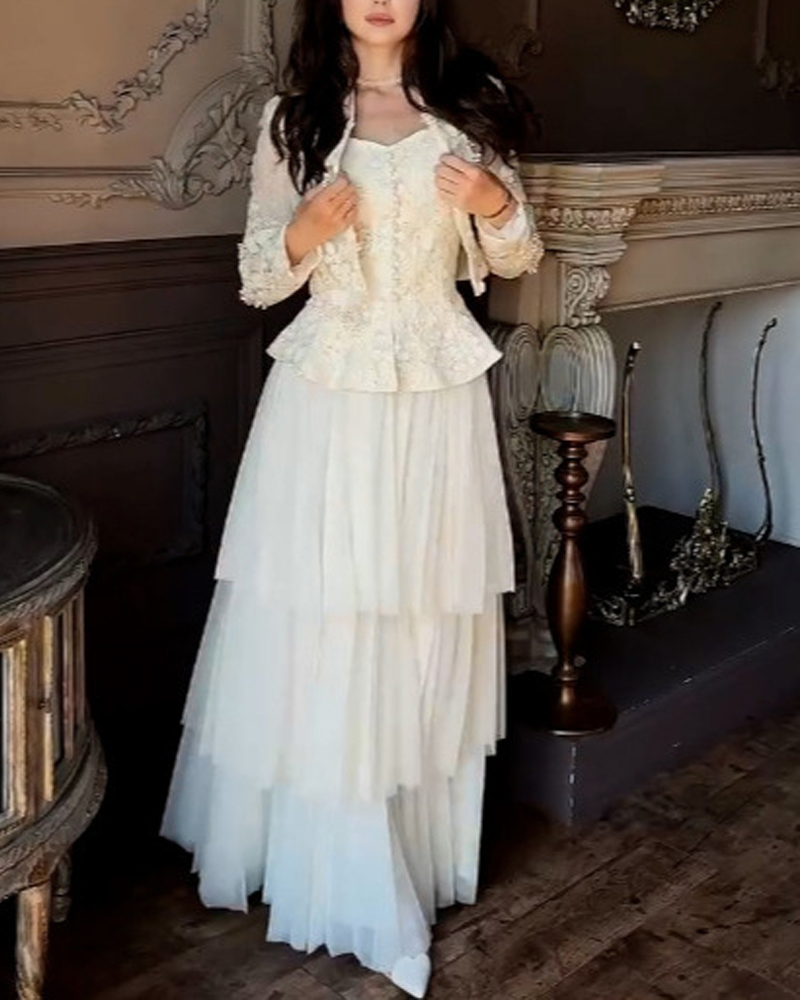 French Retro "Palace Style" Three-Piece Set: Lace Splicing, High-Waist, and Cutout Details