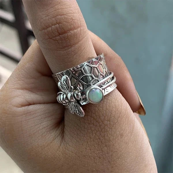 Meditační rotační prsten s drahokamy s medovou plástve-Eleanor Hart CZ