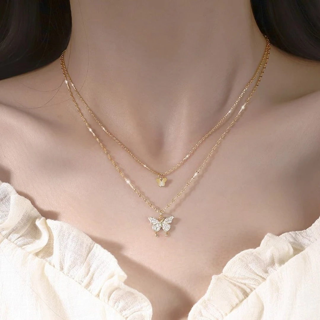 Třpytivý náhrdelník s motýlem-Eleanor Hart CZ