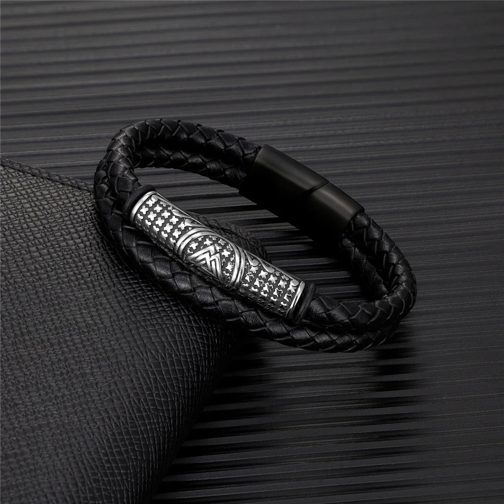 Pletený kožený náramek s přívěskem ve stříbrném stylu-Eleanor Hart CZ