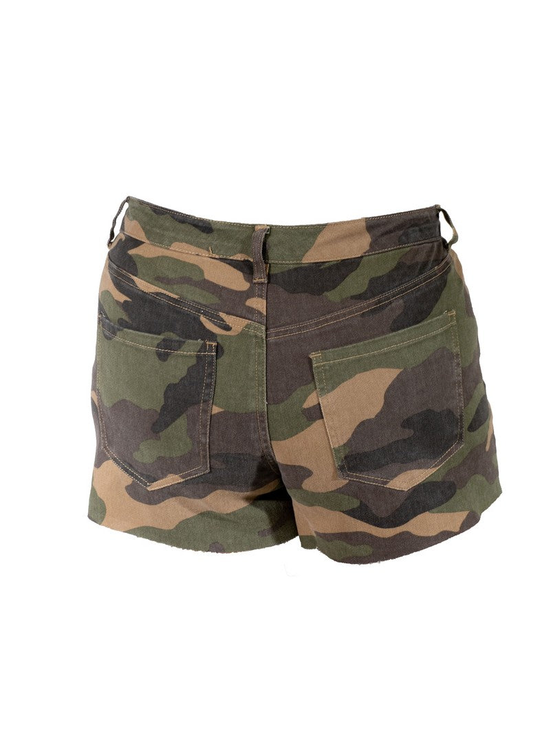 Plus Size Camo Frayed-Hem Denim Shorts-Feelings Star