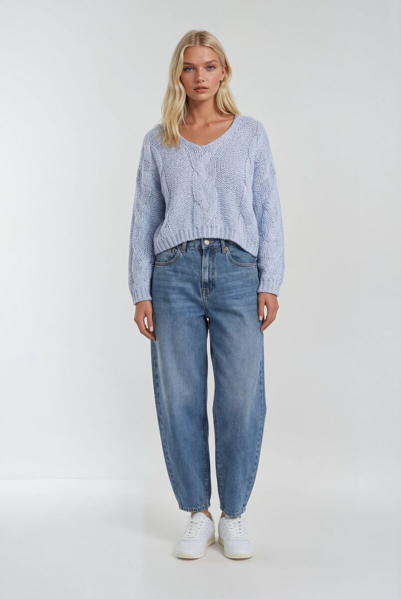 V-Neck Cable Knit Sweater-Feelings Star