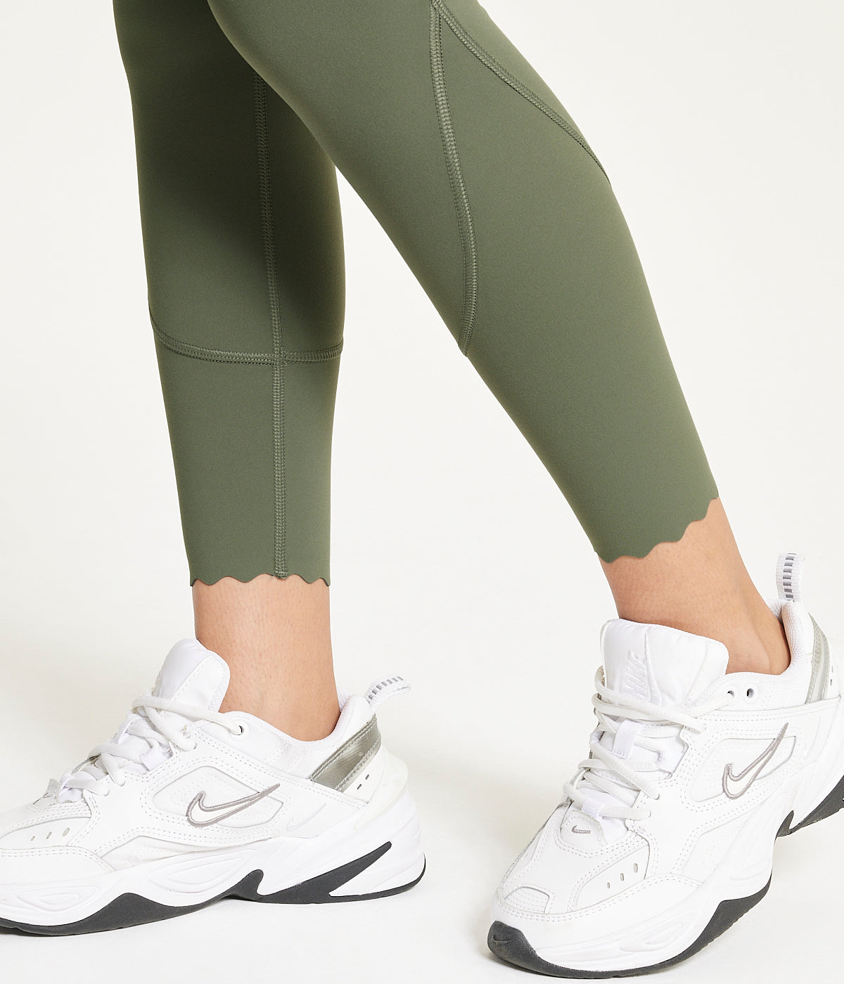 Core Scallop Hem Legging-Feelings Star