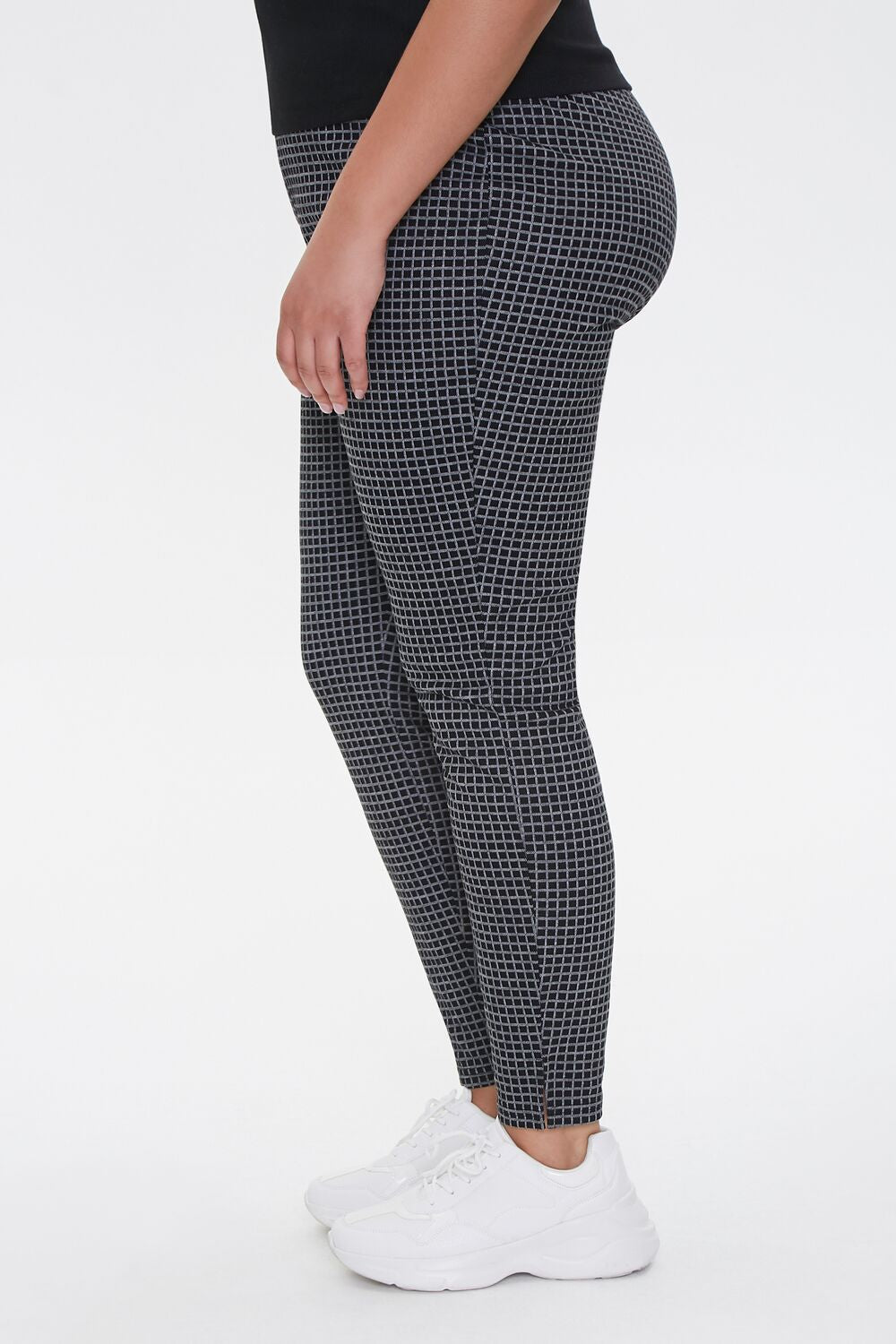 Plus Size Checkered Print Leggings-Feelings Star