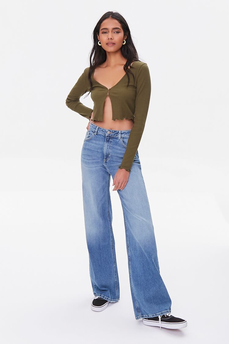 Split-Front Crop Top-Feelings Star