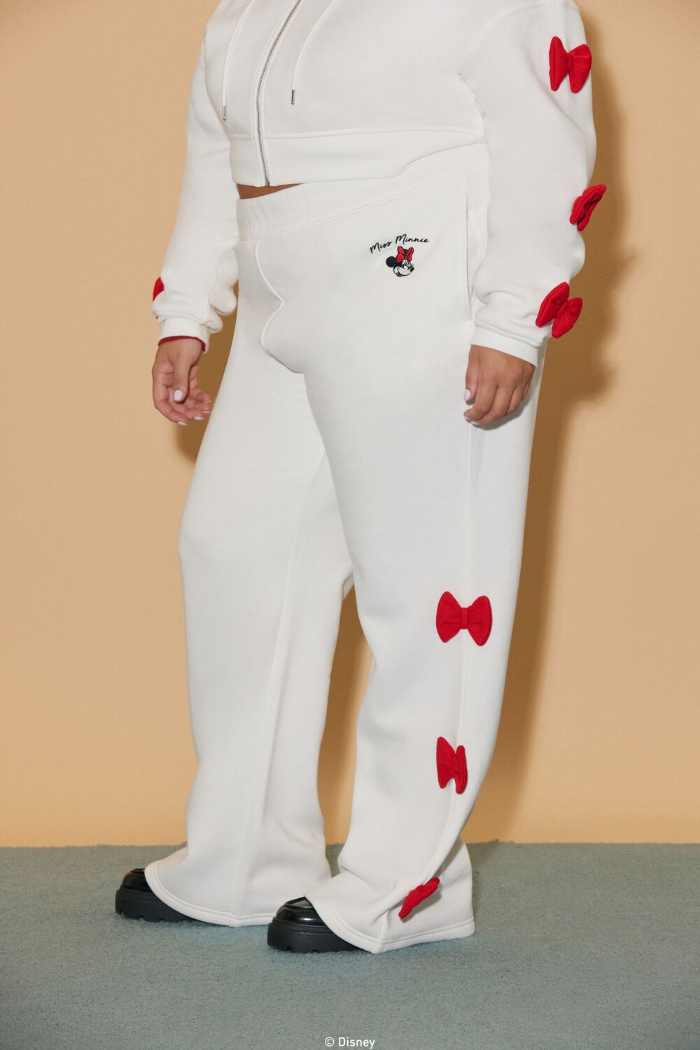 Plus Size Disney Minnie Mouse Bow Sweatpants-Feelings Star