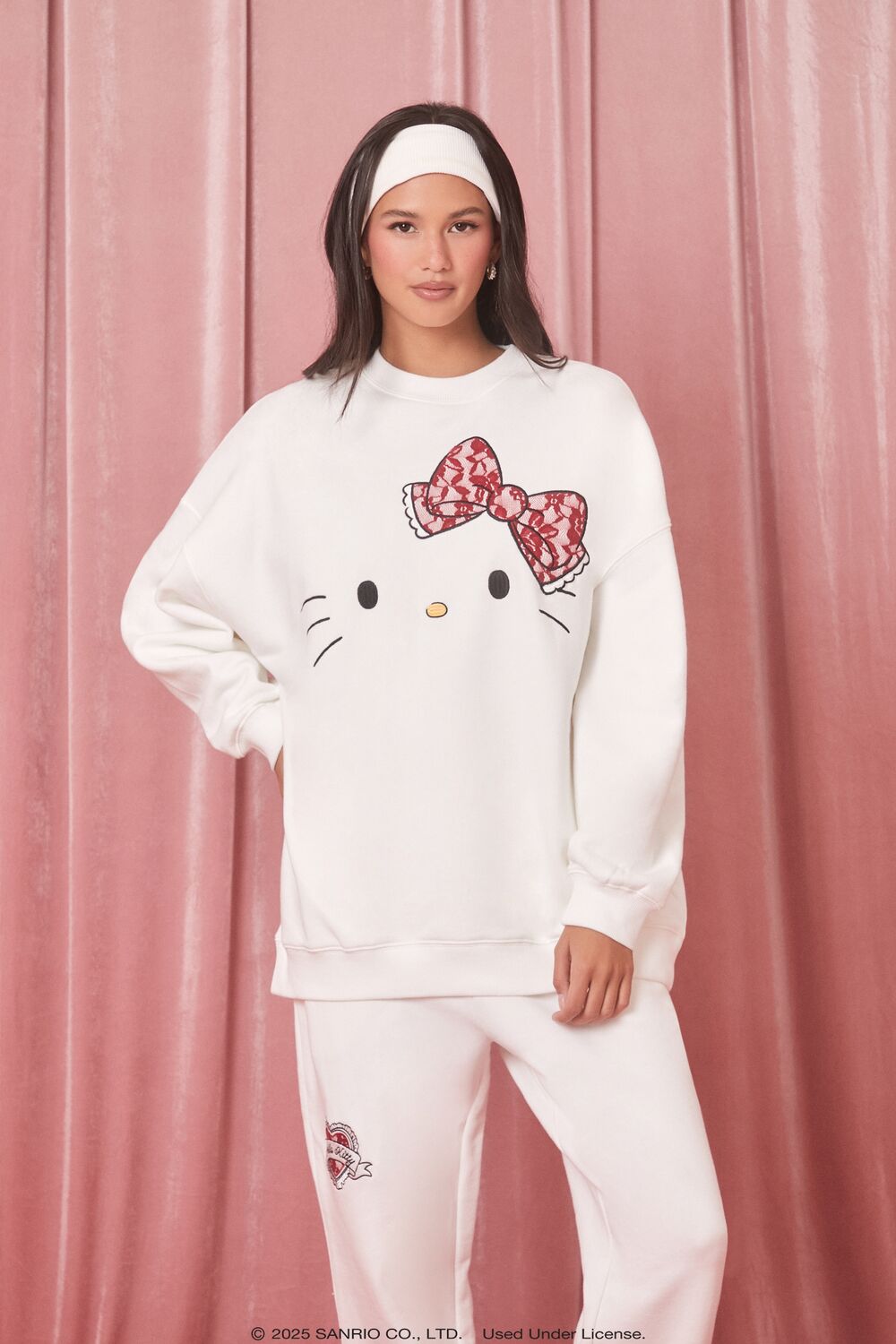 Embroidered Hello Kitty Pullover-Feelings Star