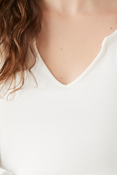 Split-Neck Crop Top-Feelings Star