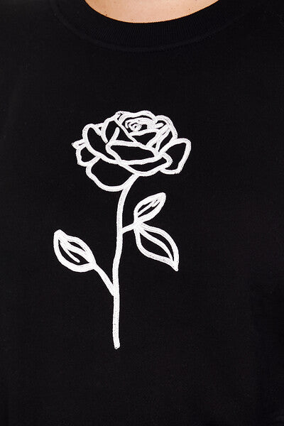 Plus Size Embroidered Rose Pullover-Feelings Star
