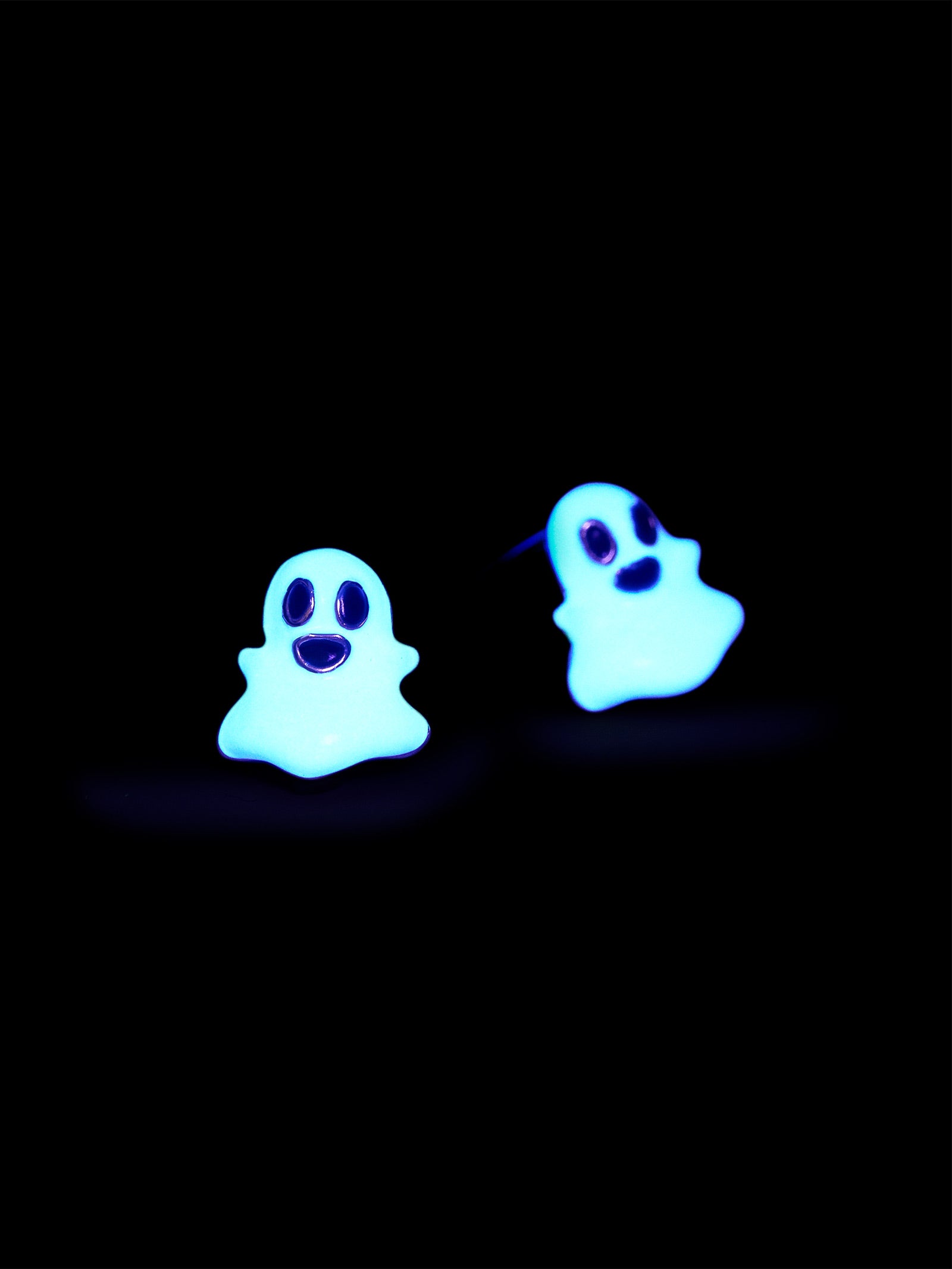 Glow-In-The-Dark Ghost Stud Earrings - Ghost-Blues Comming