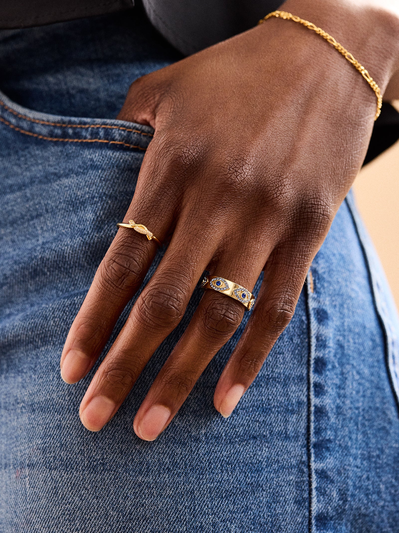 Eyes On Eyes Ring - Gold/Blue-Blues Comming