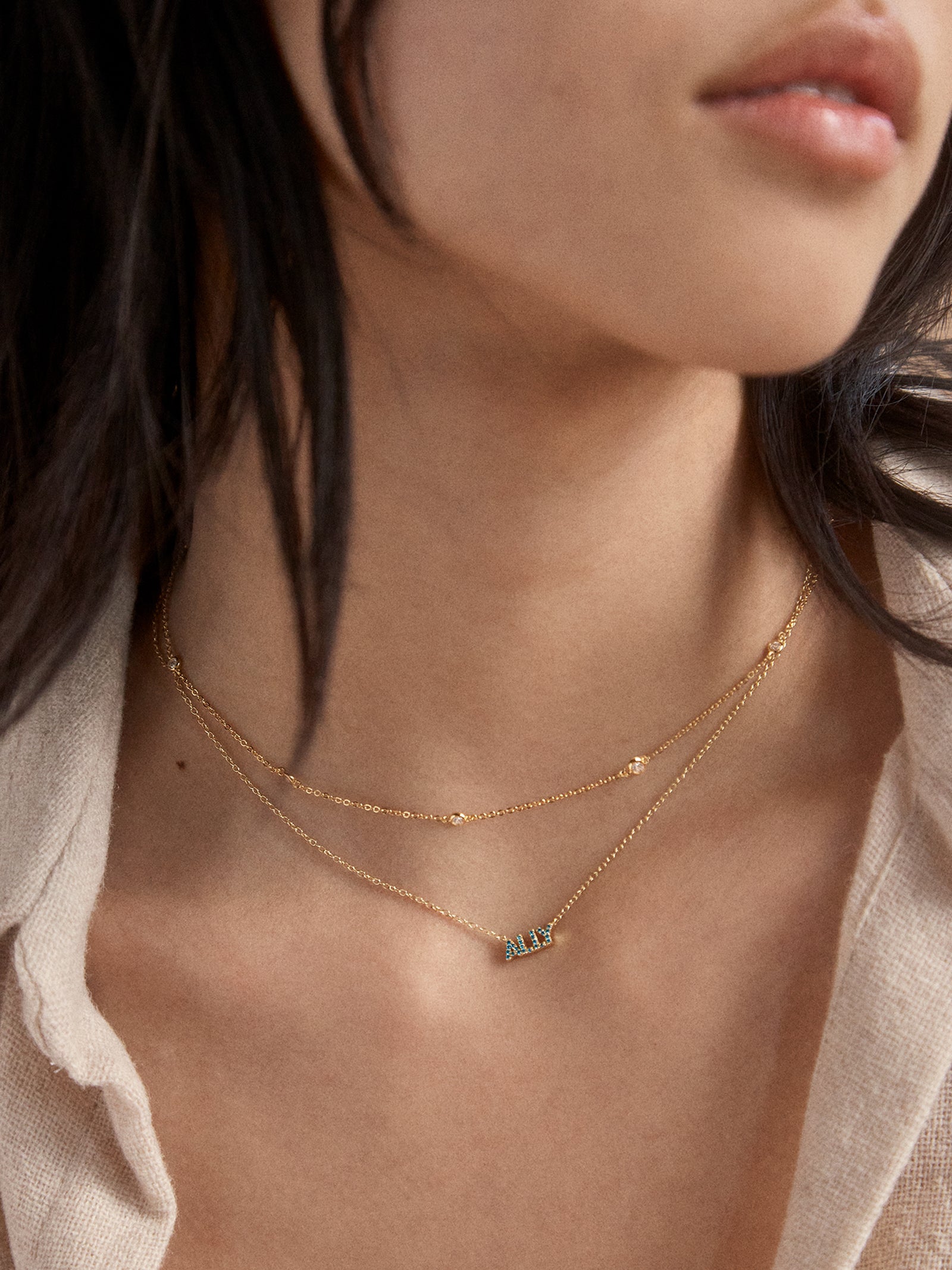 18K Gold Birthstone Custom Nameplate Necklace - Emerald-Blues Comming