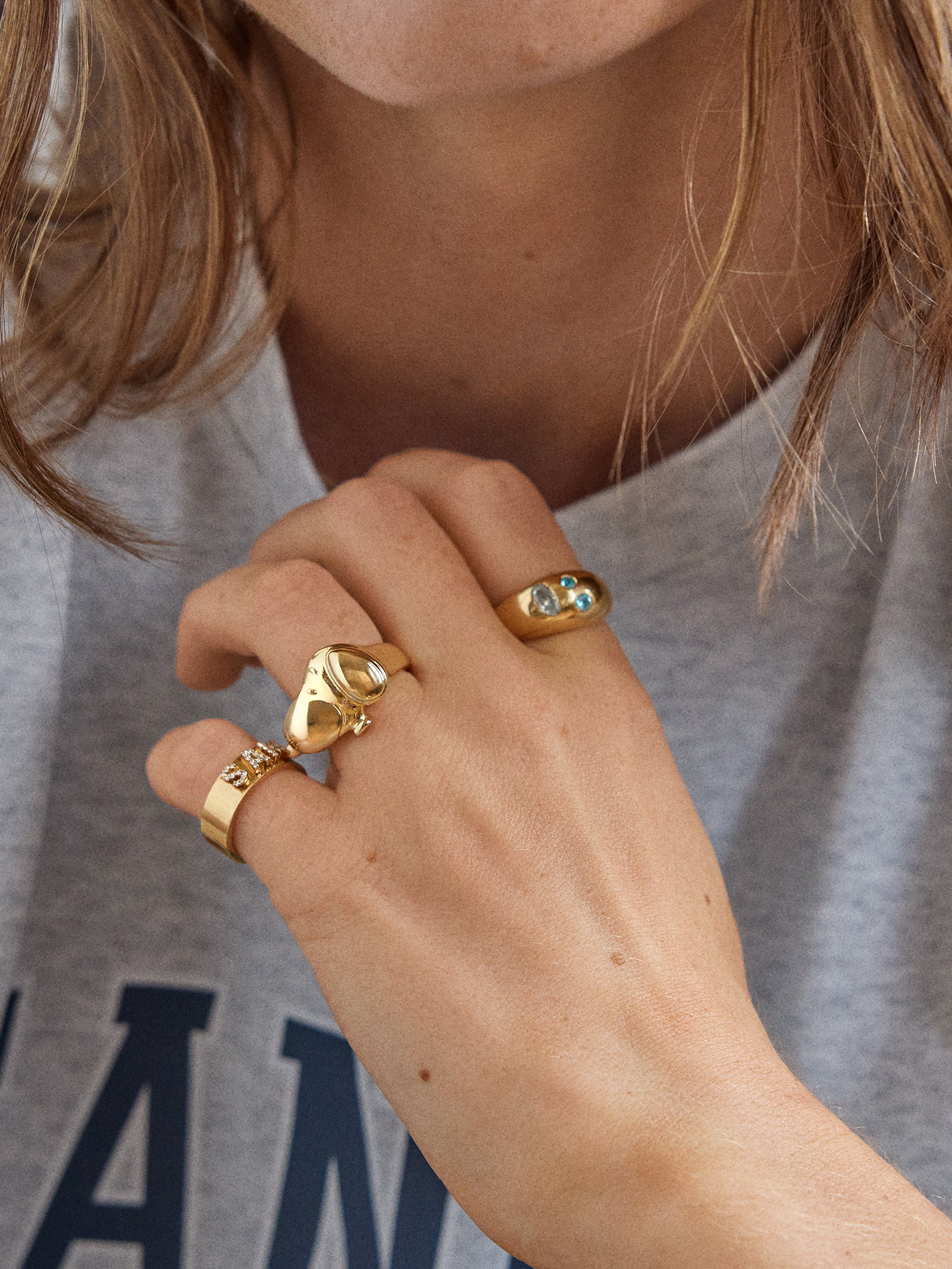 Peanuts Snoopy Statement Ring - Gold-Blues Comming