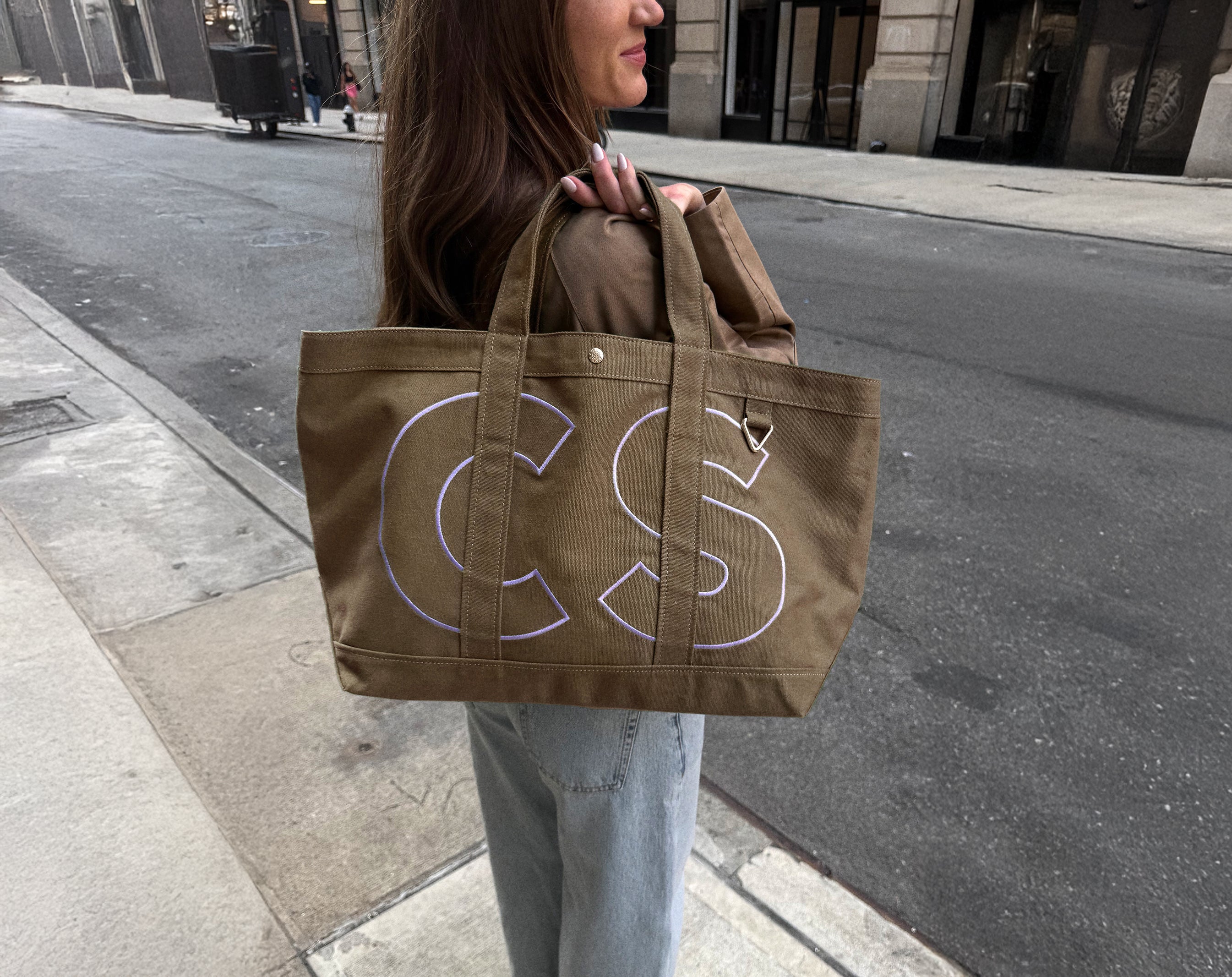 Custom Alpha Tote - Mushroom Taupe-Blues Comming