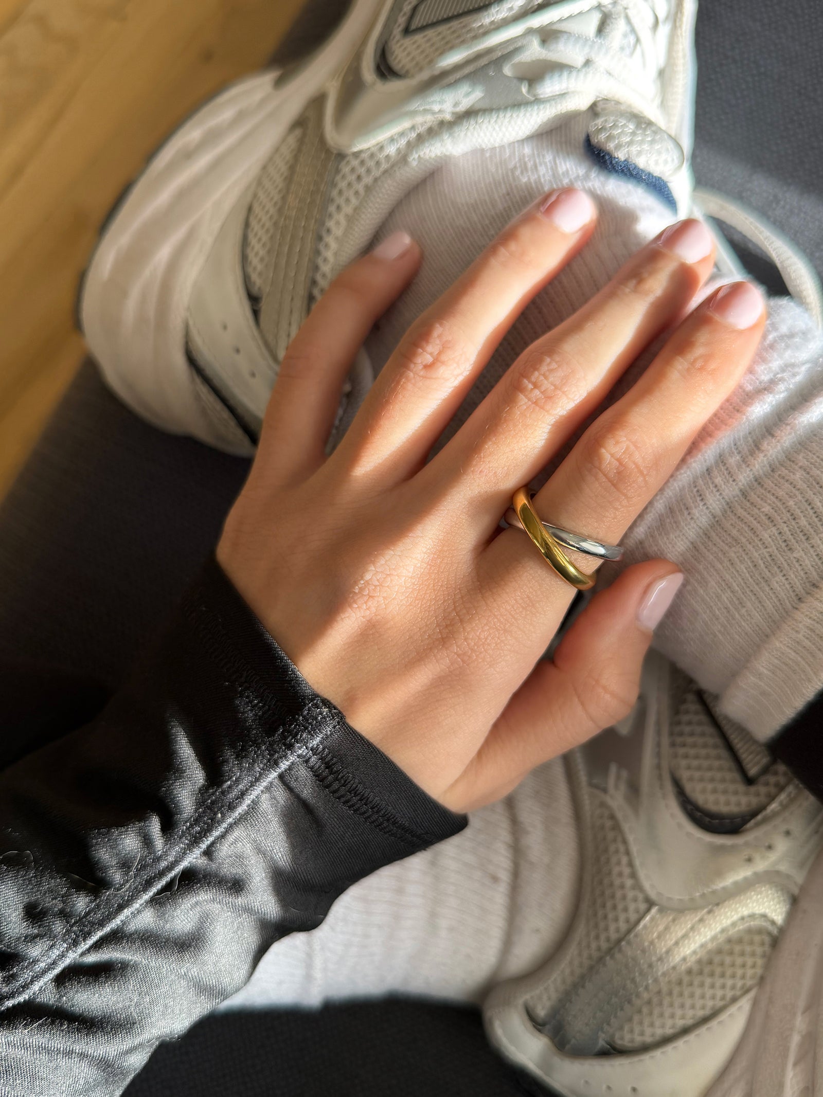 Melanie Waterproof Criss-Cross Ring - Gold/Silver-Blues Comming