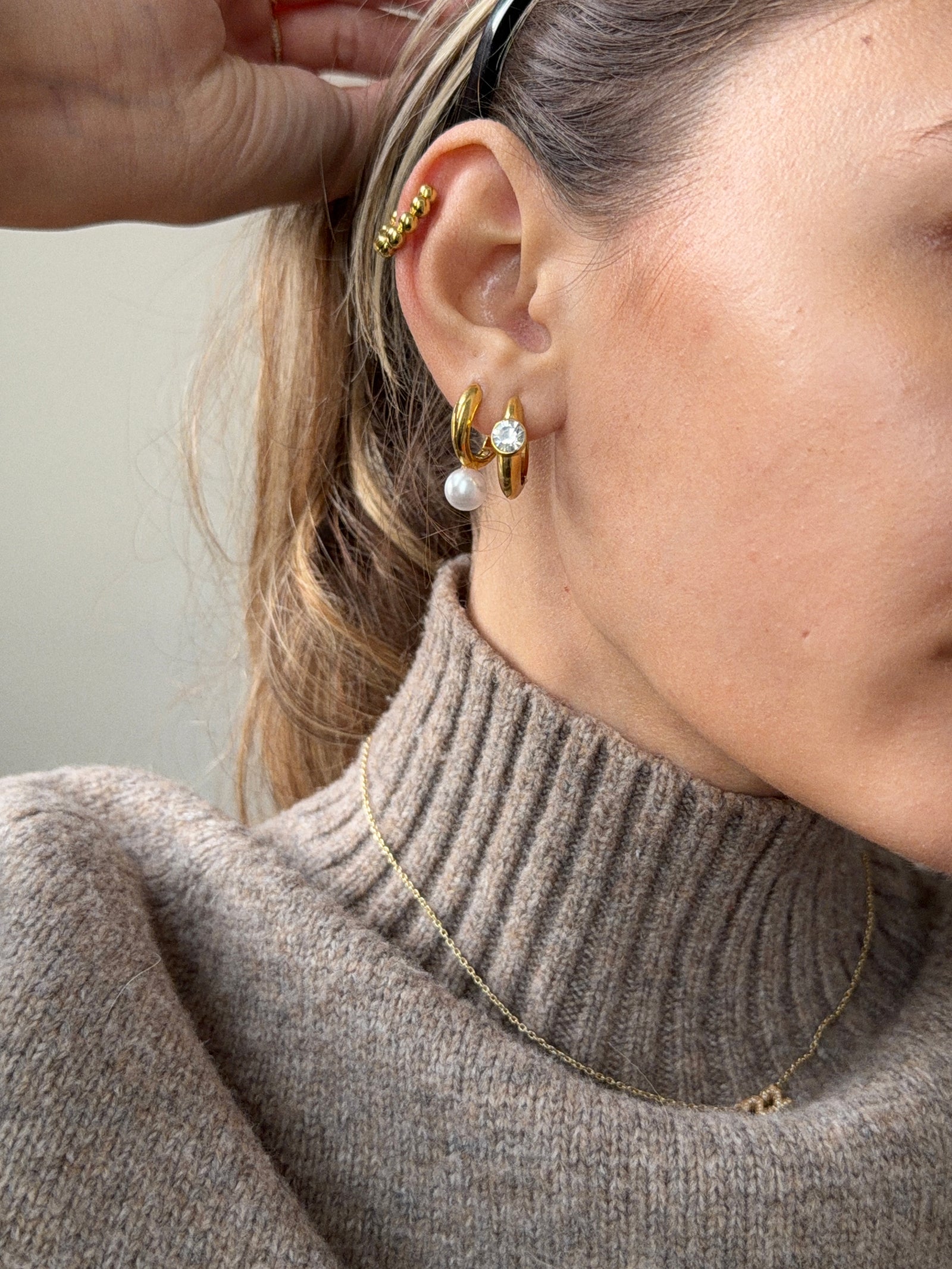 Tess Waterproof Earring Set - Tess Waterproof Earring Set-Blues Comming