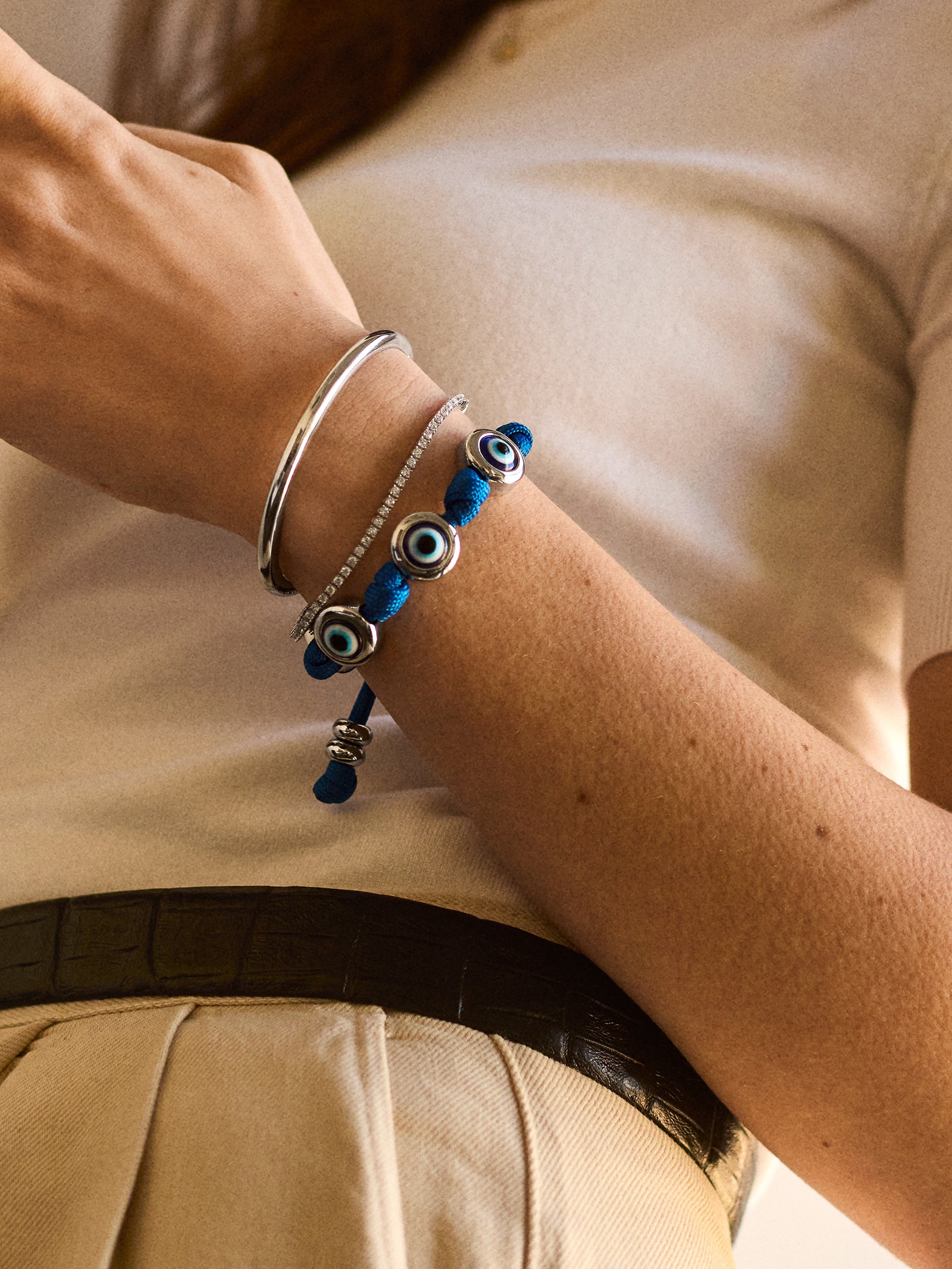 Eyes Open Evil Eye Paracord Bracelet - Blue-Blues Comming