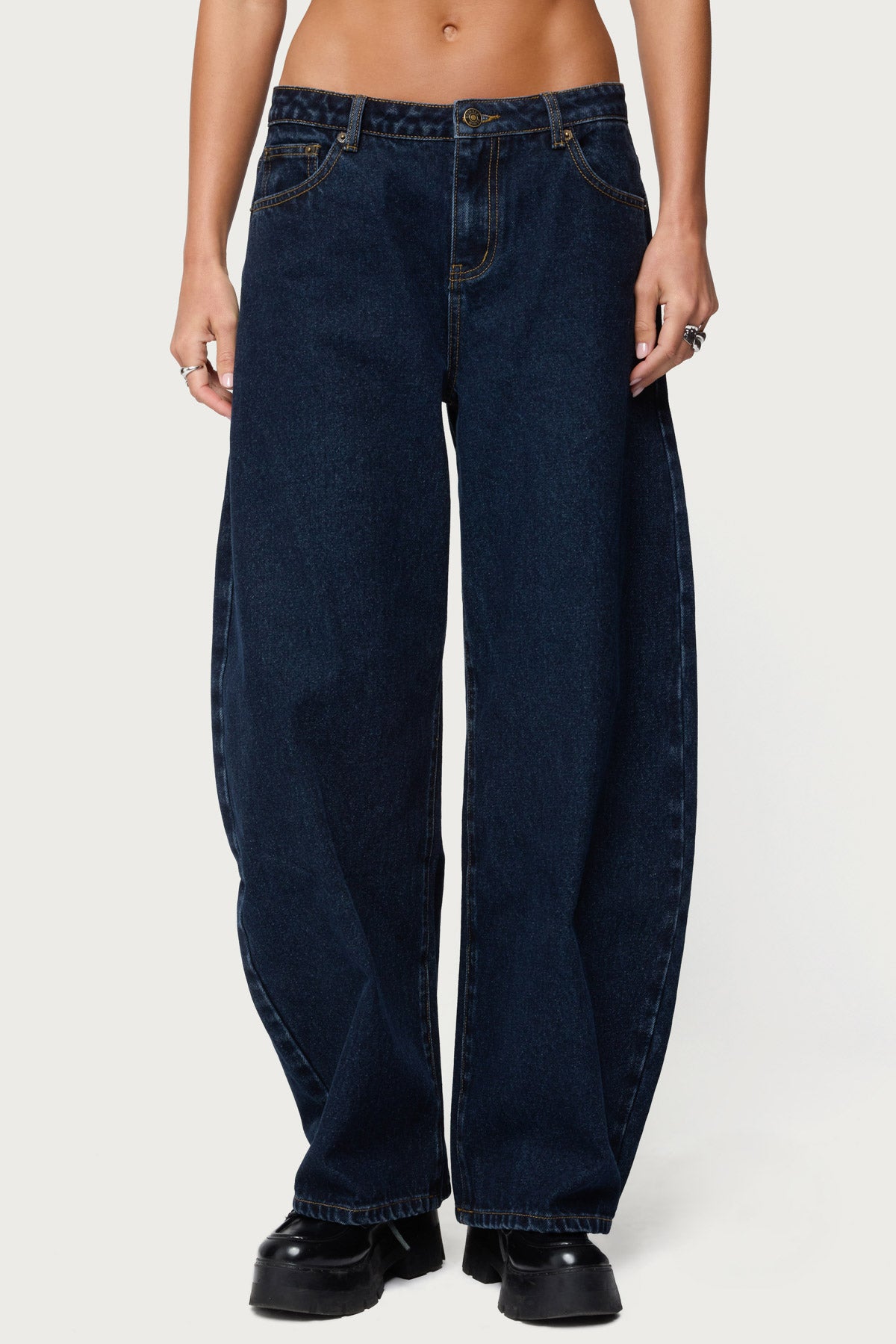 Jillian Low Rise Oversized Barrel Jeans-Milans Time