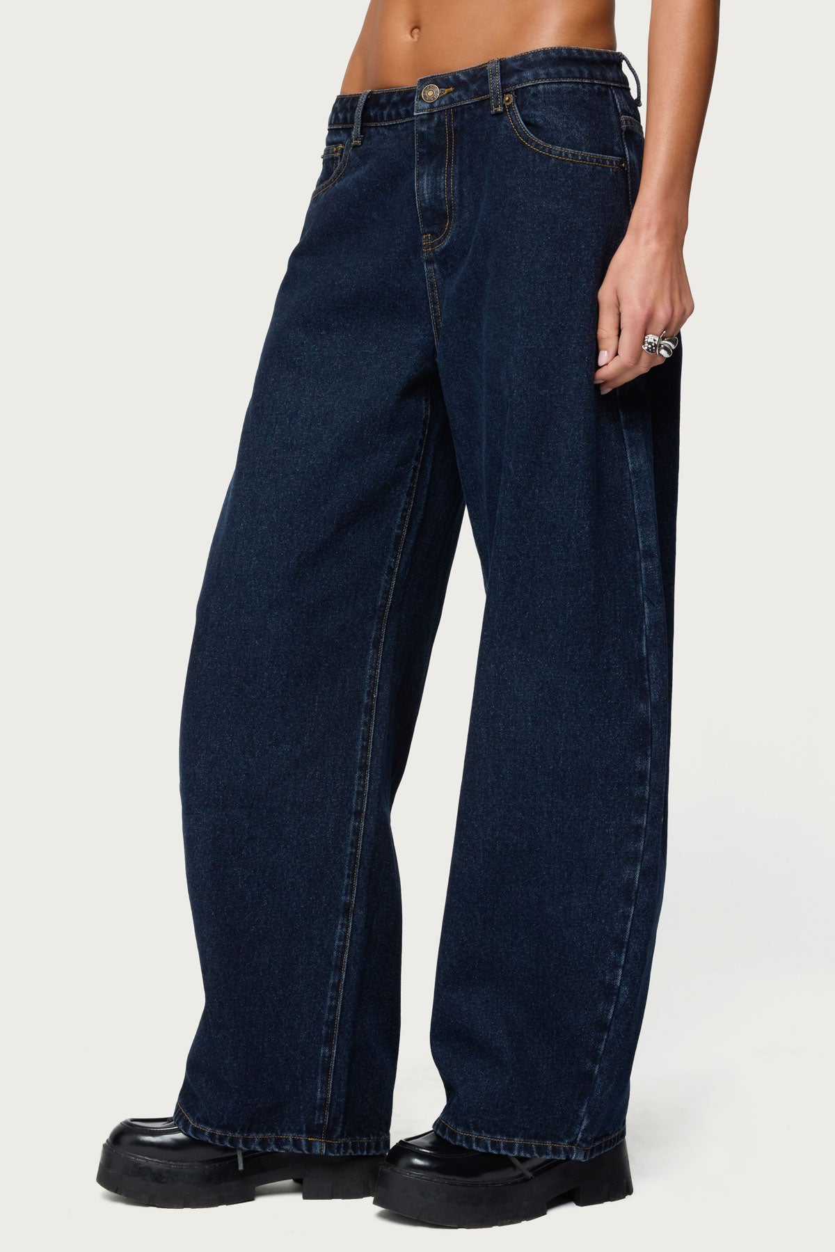 Jillian Low Rise Oversized Barrel Jeans-Milans Time