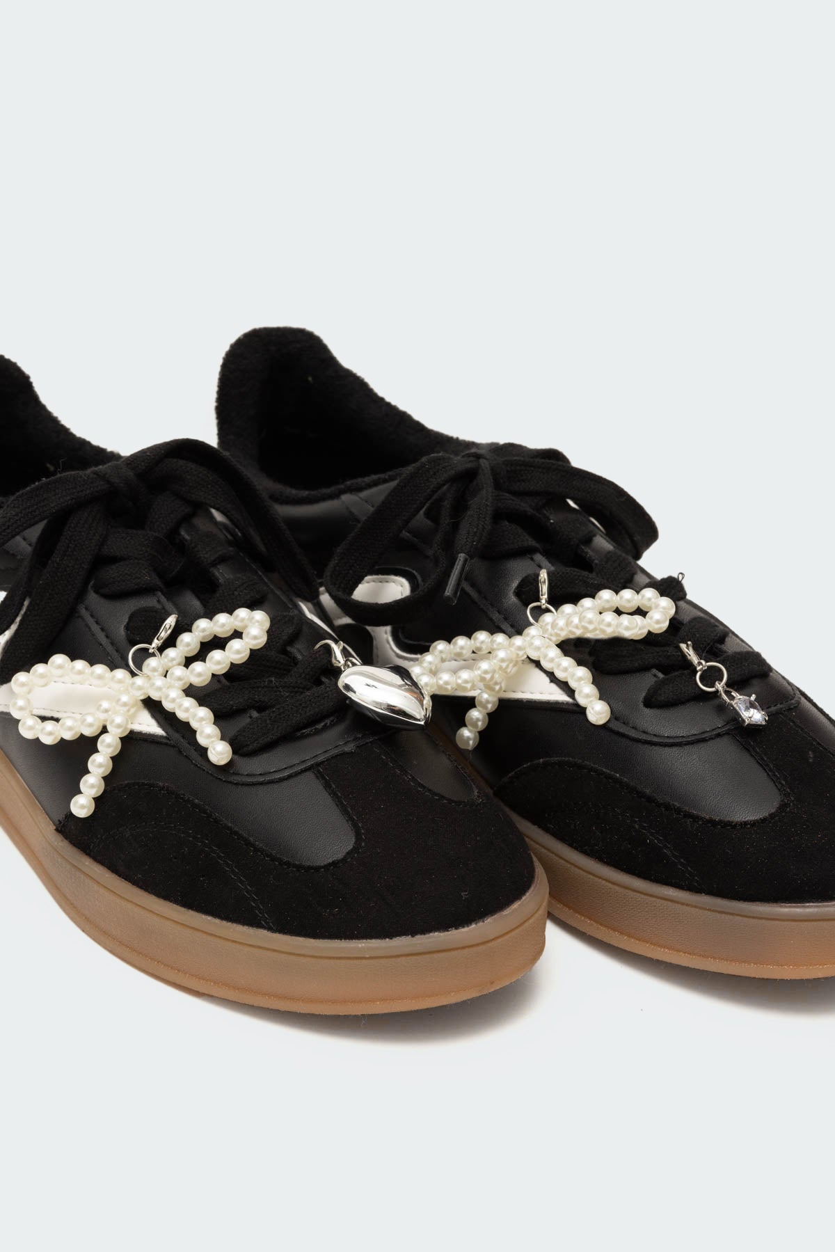 Assorted Shoe Charm Set-Milans Time