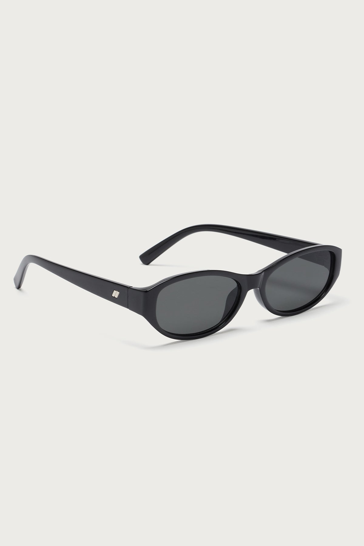 Lavinia Oval Sunglasses-Milans Time