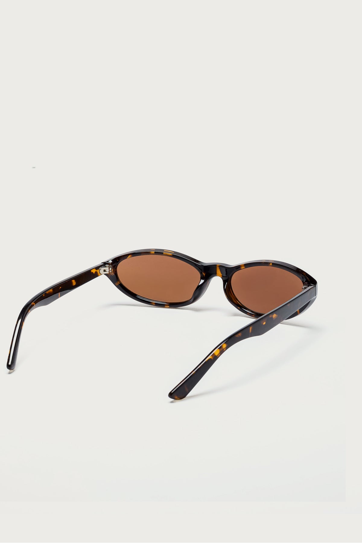 Alejandra Oval Sunglasses-Milans Time
