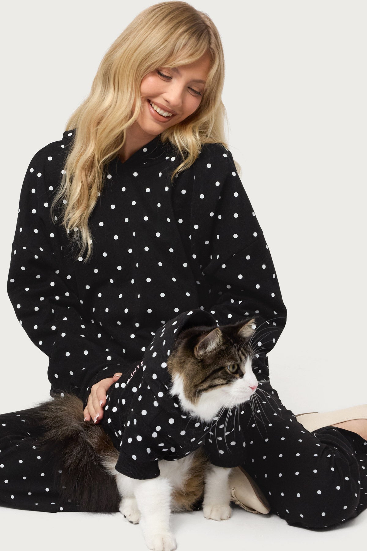 Chelsie Polka Dot Pet Hoodie-Milans Time