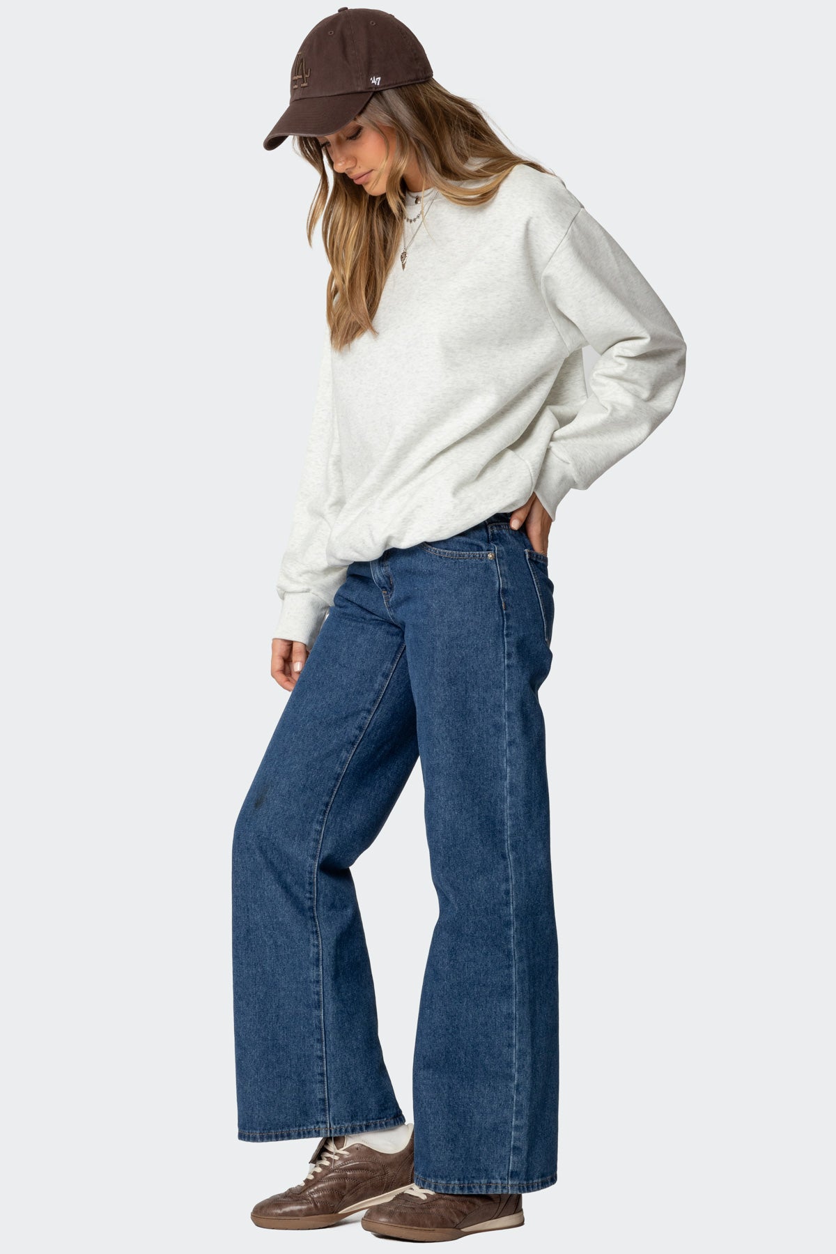 Laurey Oversized Sweatshirt-Milans Time