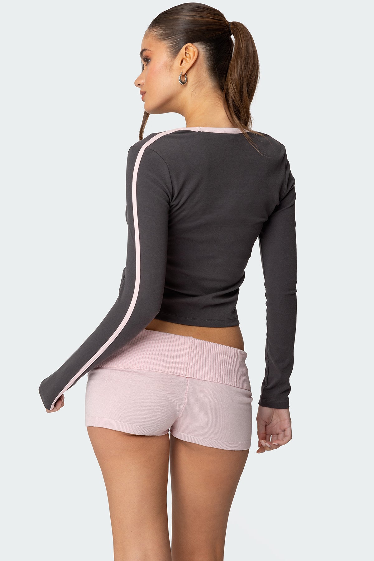 Contrast V Neck Long Sleeve T Shirt-Milans Time