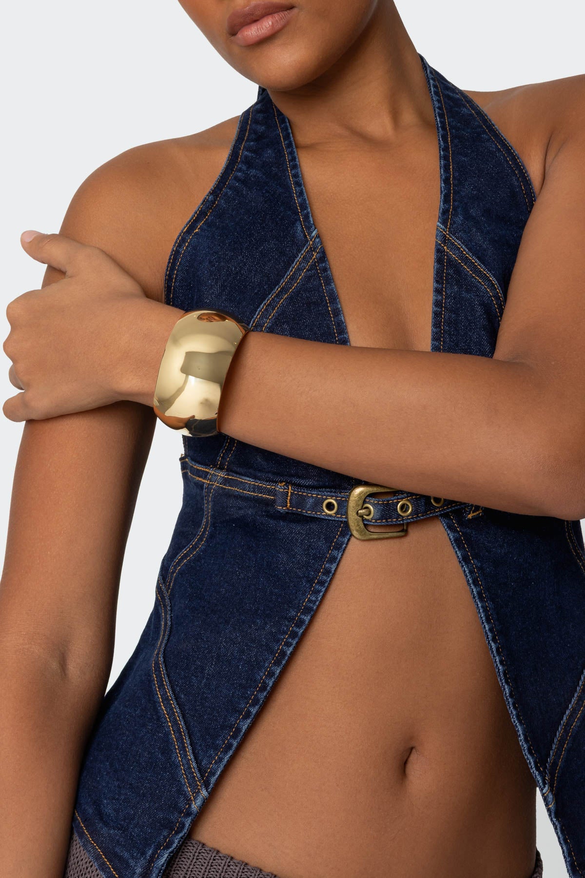 Curved Chunky Cuff Bracelet-Milans Time