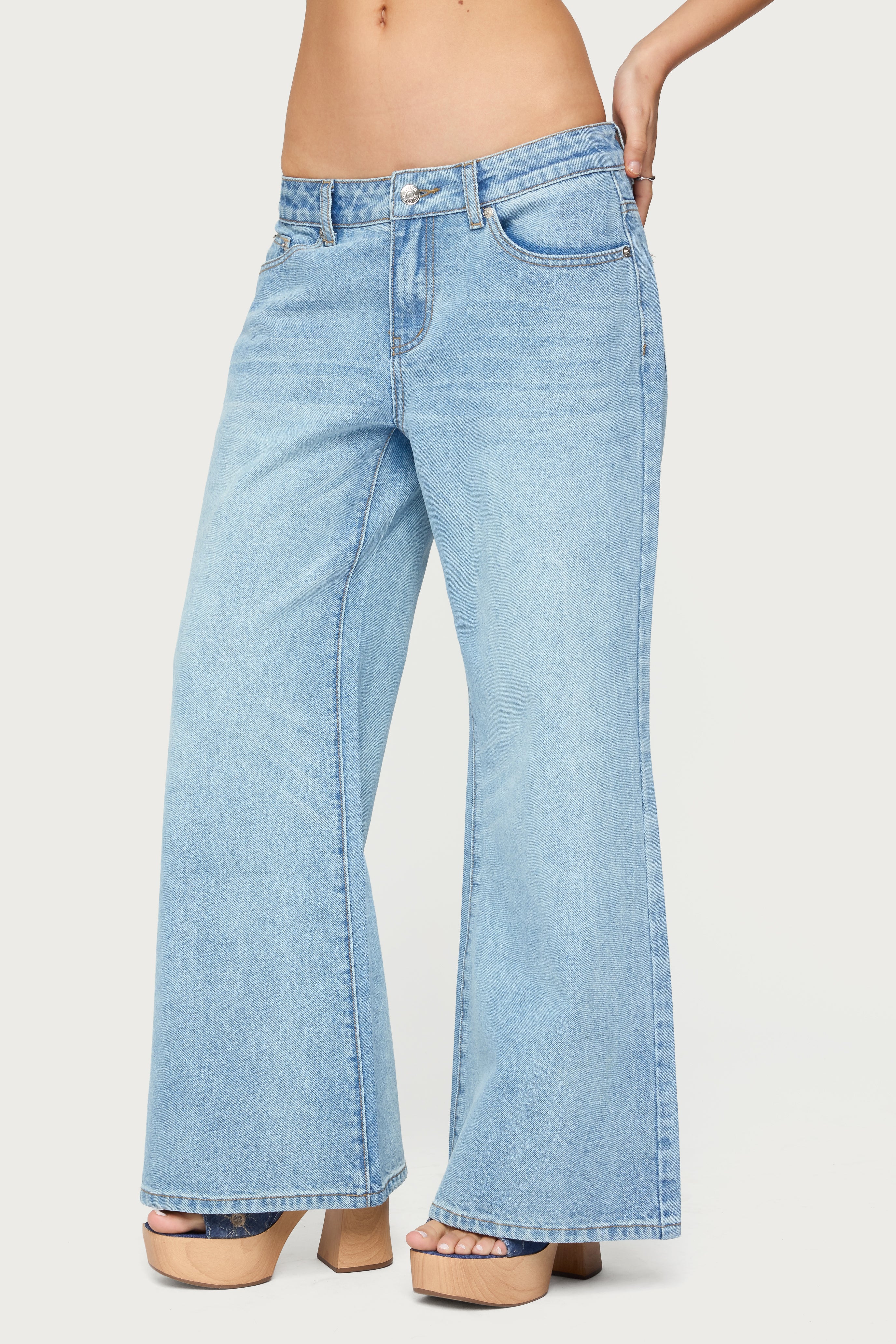 Petite Low Rise Bootcut Jeans-Milans Time