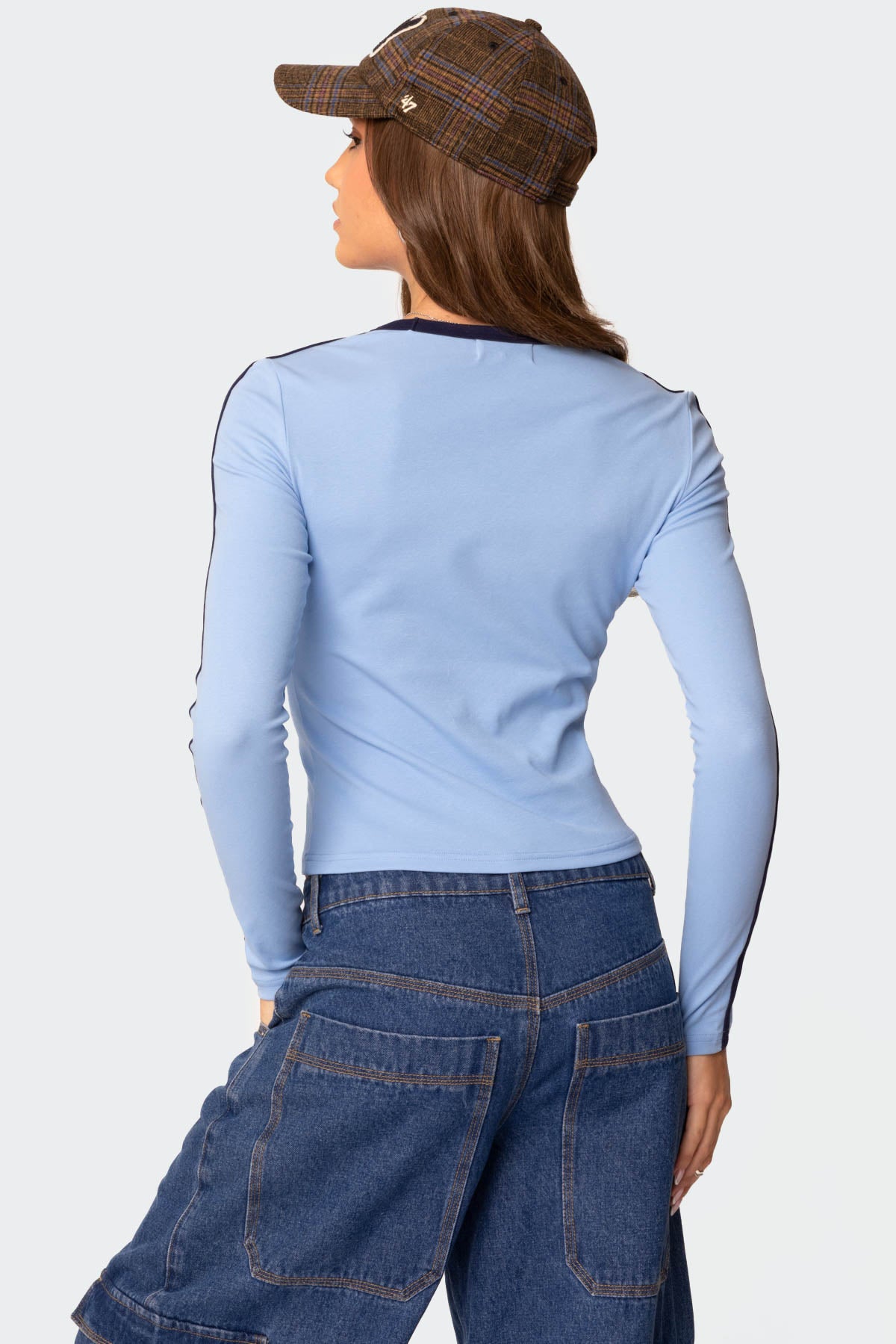 Contrast V Neck Long Sleeve T Shirt-Milans Time