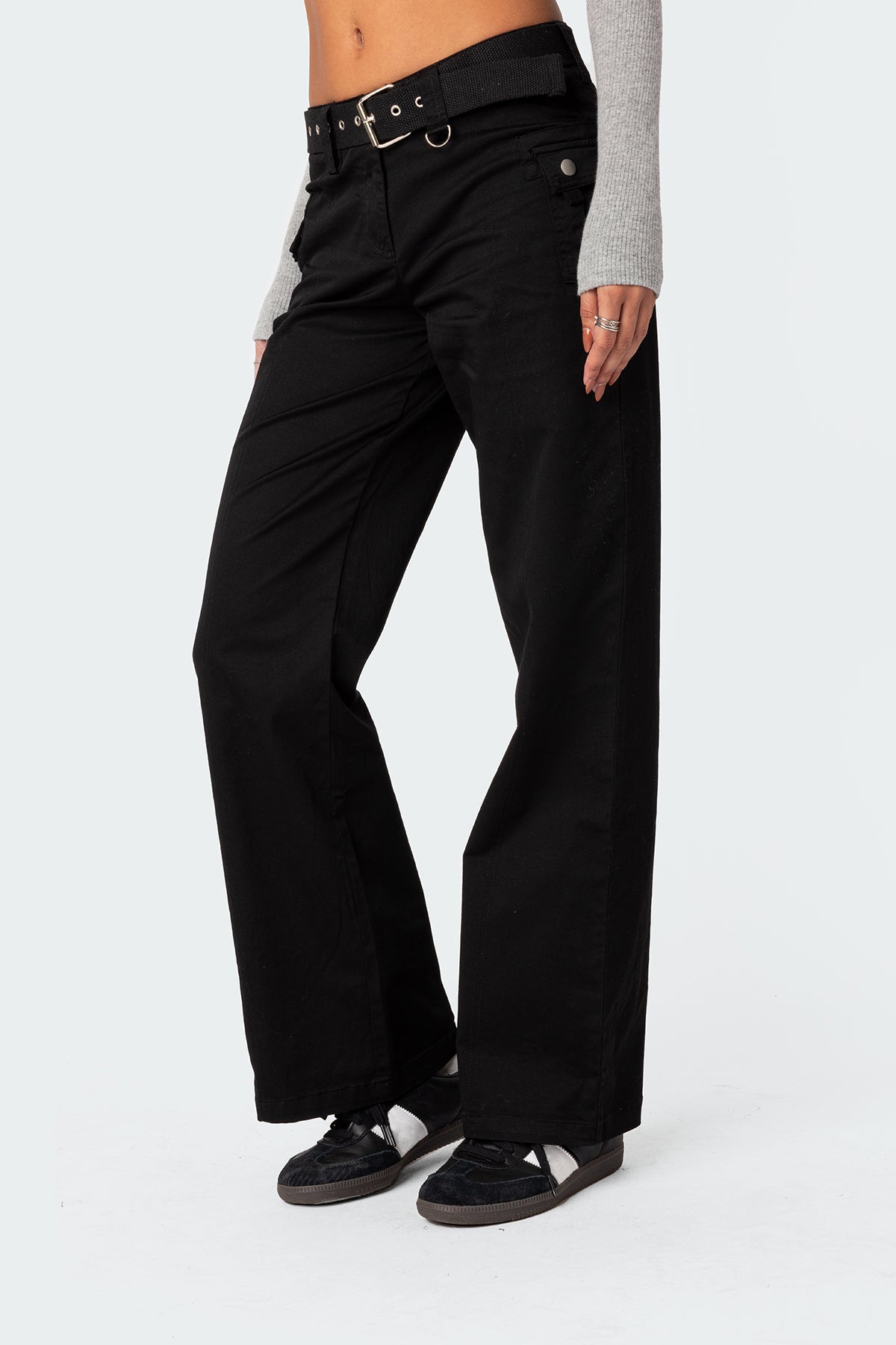 Sia Low-Rise Cargo Pants-Milans Time