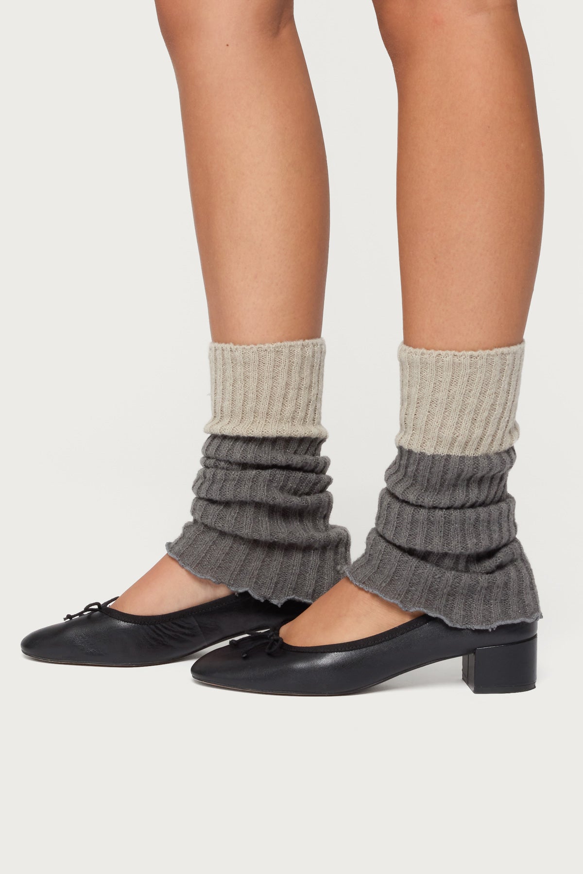 Bundled Babe Contrast Ribbed Leg Warmers-Milans Time