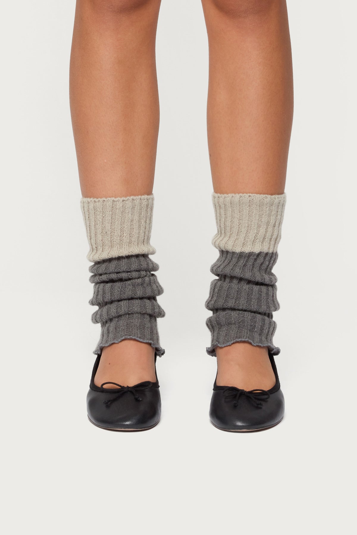 Bundled Babe Contrast Ribbed Leg Warmers-Milans Time