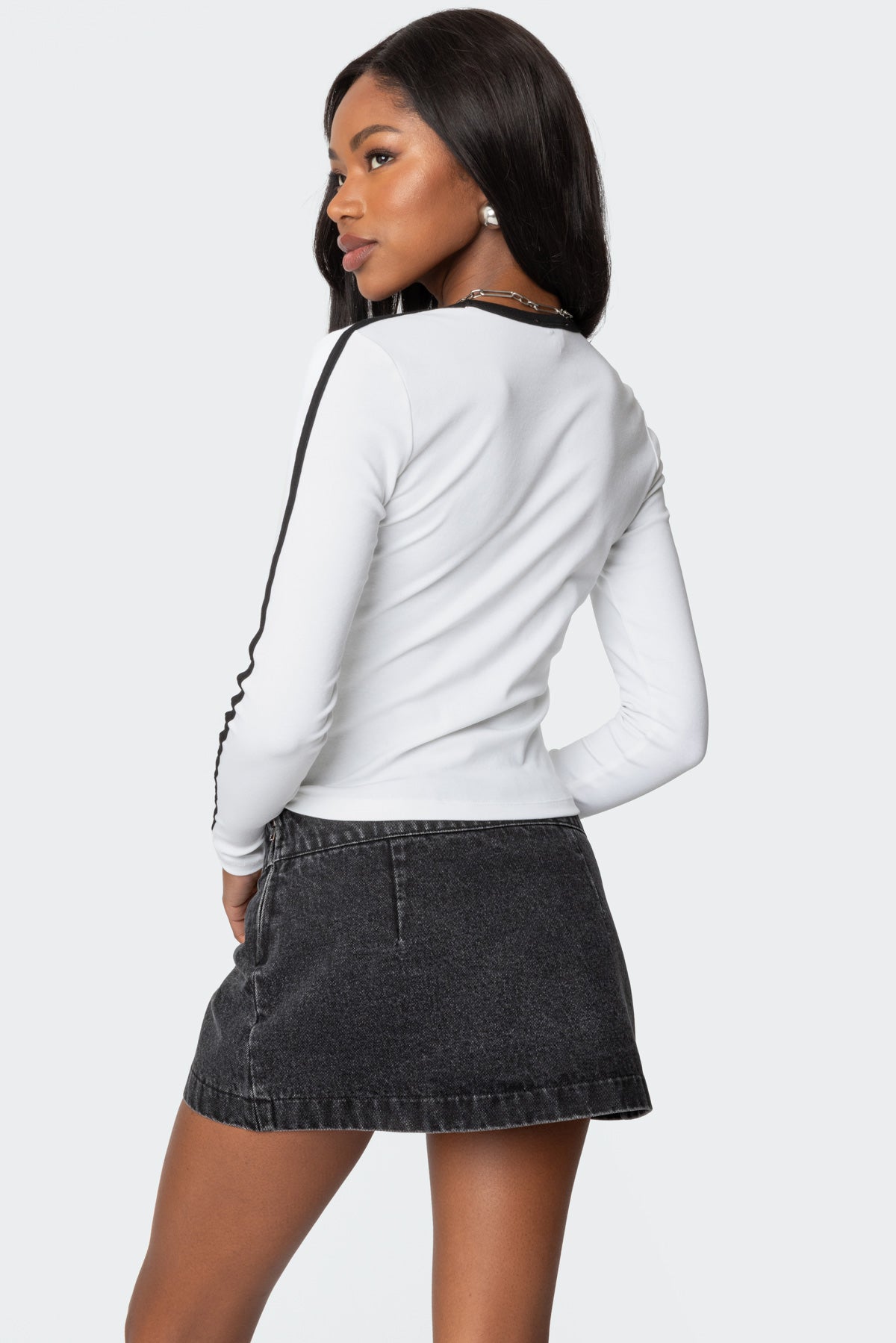 Contrast V Neck Long Sleeve T Shirt-Milans Time