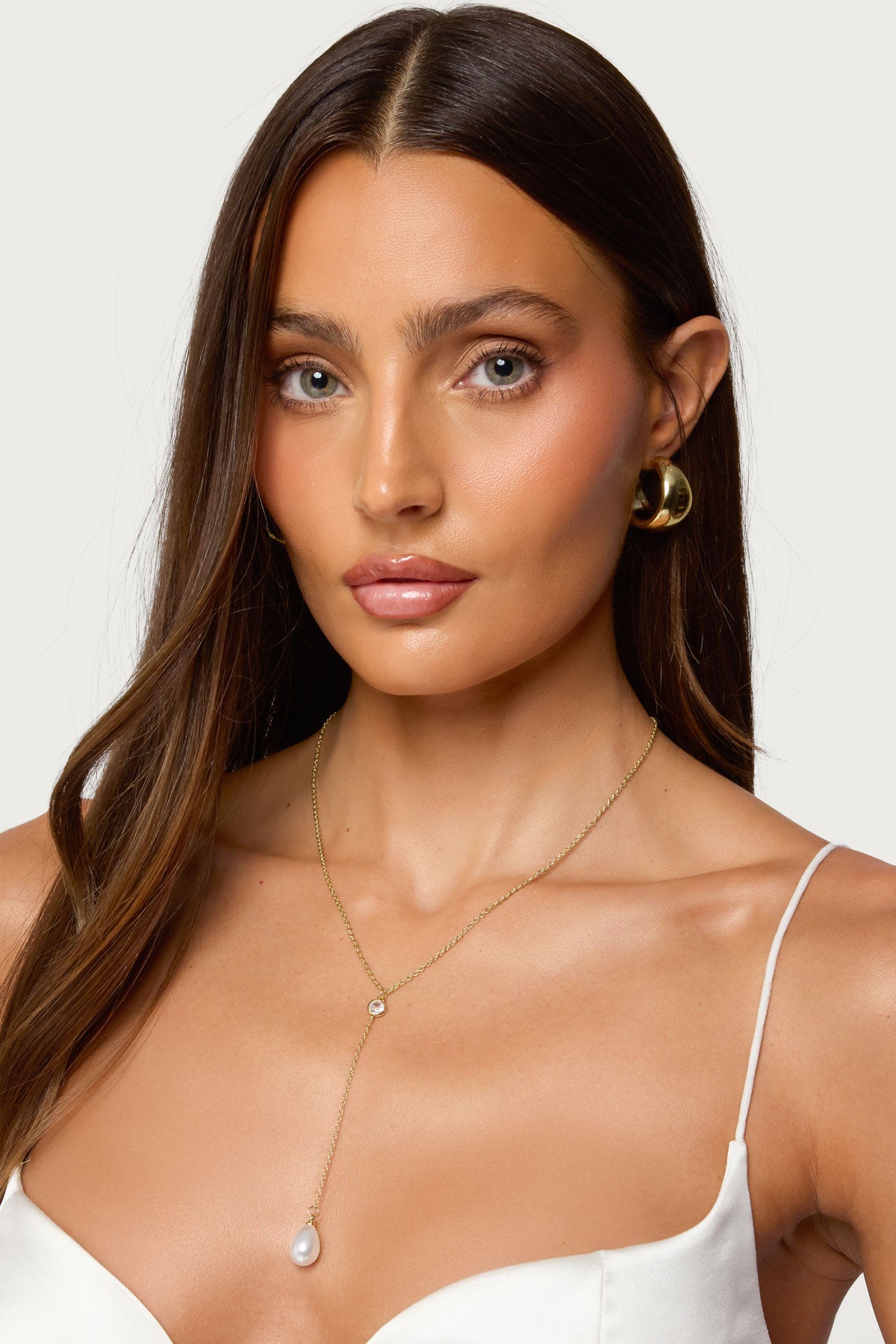 Cascading Pearly Rhinestone Necklace-Milans Time