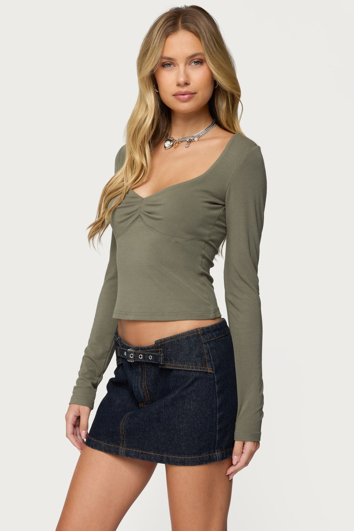 Zelly Deep V Scoop Neck Top-Milans Time