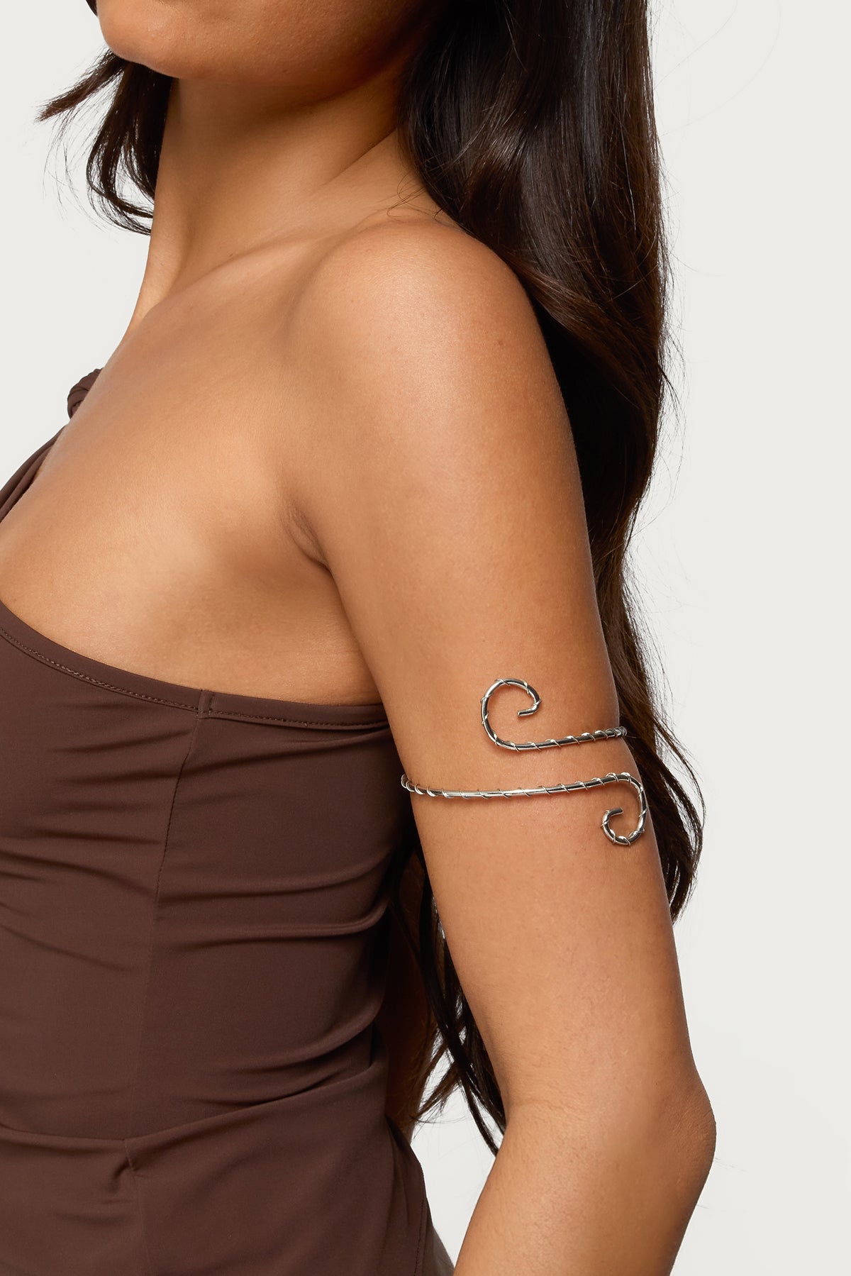 Spiral Twisted Arm Cuff-Milans Time