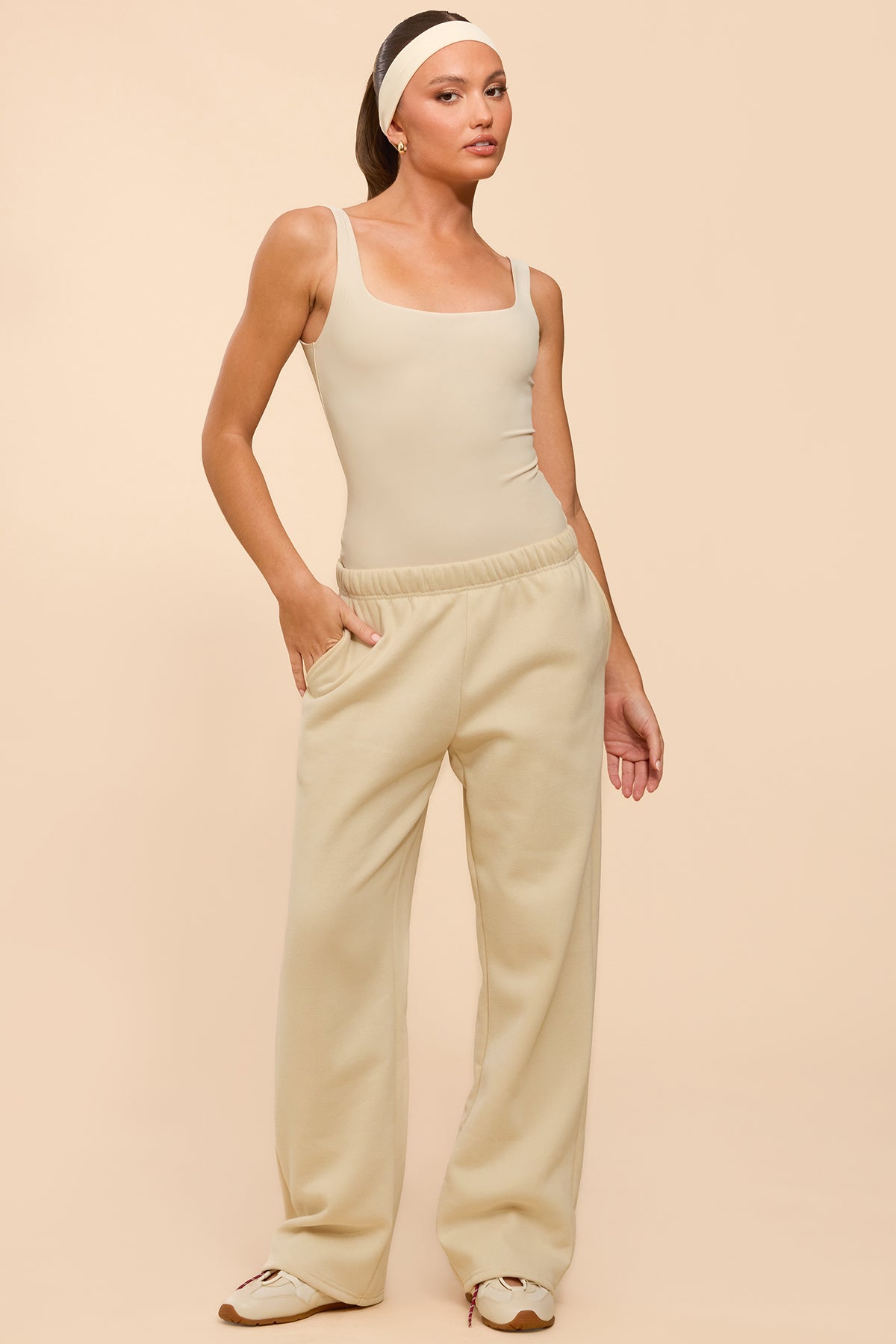 Kyrie Sweatpants-Milans Time