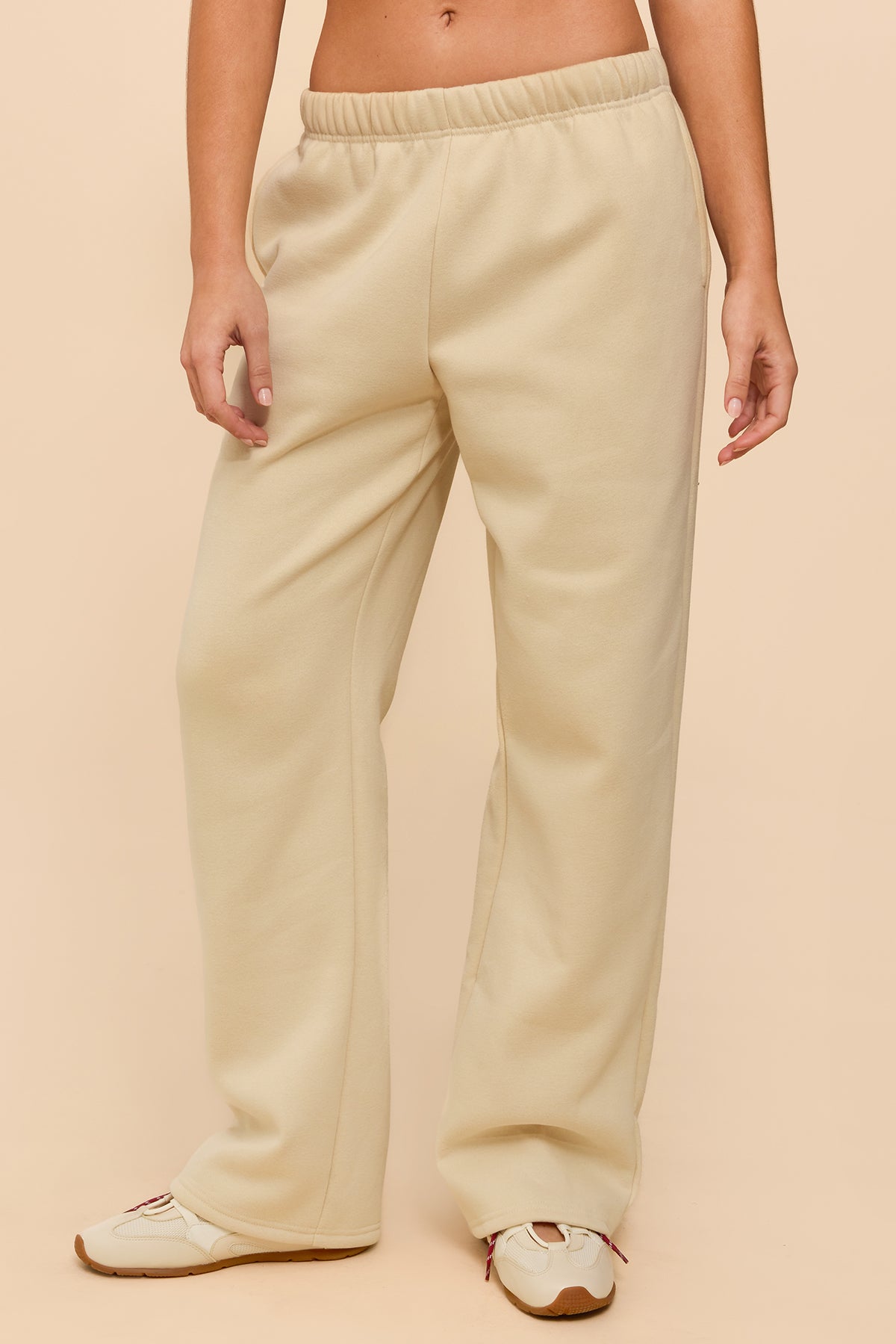 Kyrie Sweatpants-Milans Time