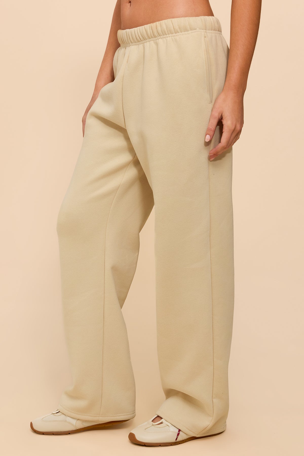 Kyrie Sweatpants-Milans Time