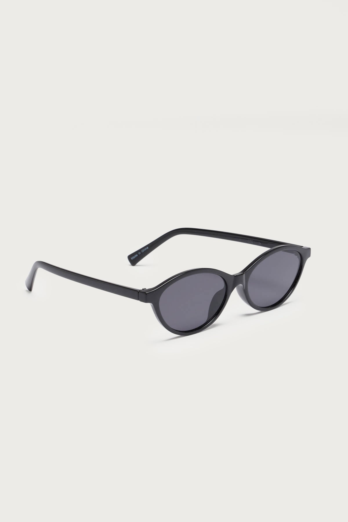 Arlo Oval Sunglasses-Milans Time