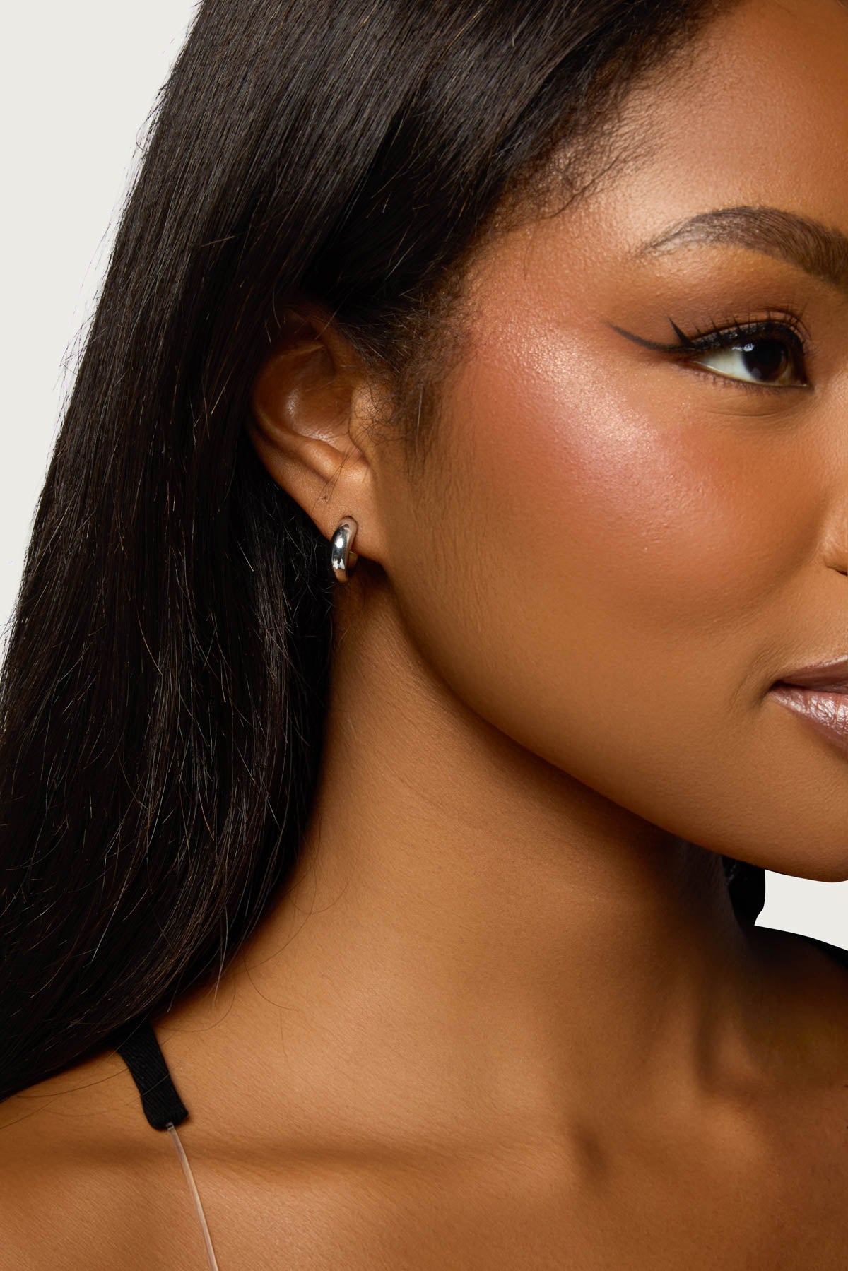 Small Hoop Earrings-Milans Time