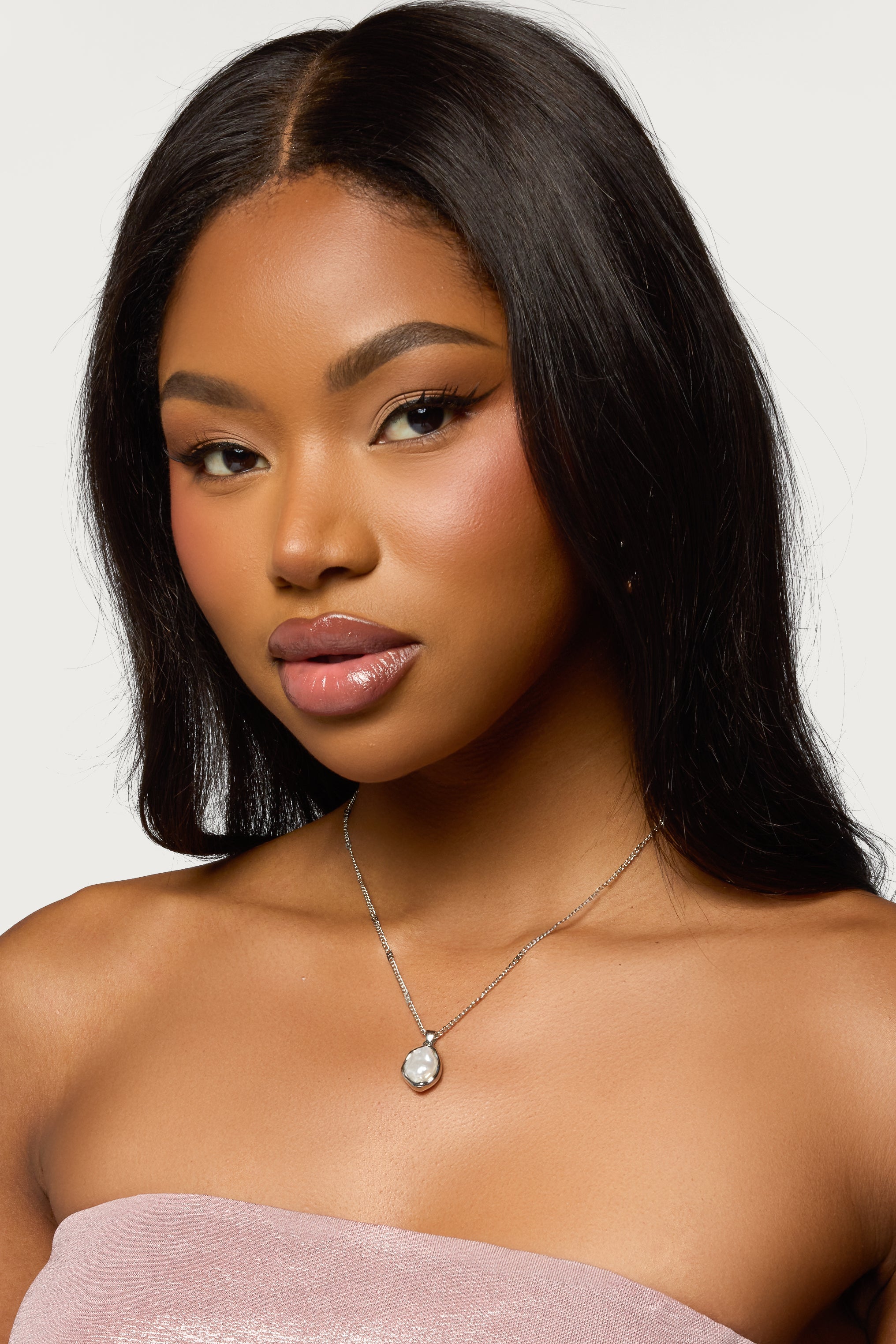 Pearl Pendant Necklace-Milans Time