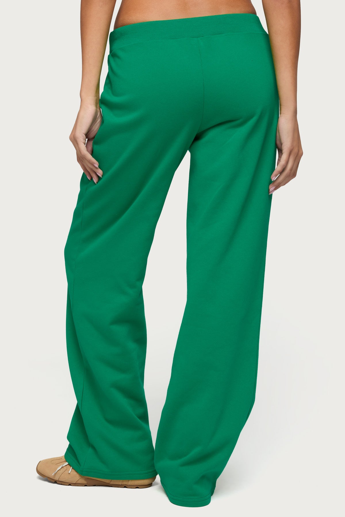 06 Sweatpants-Milans Time