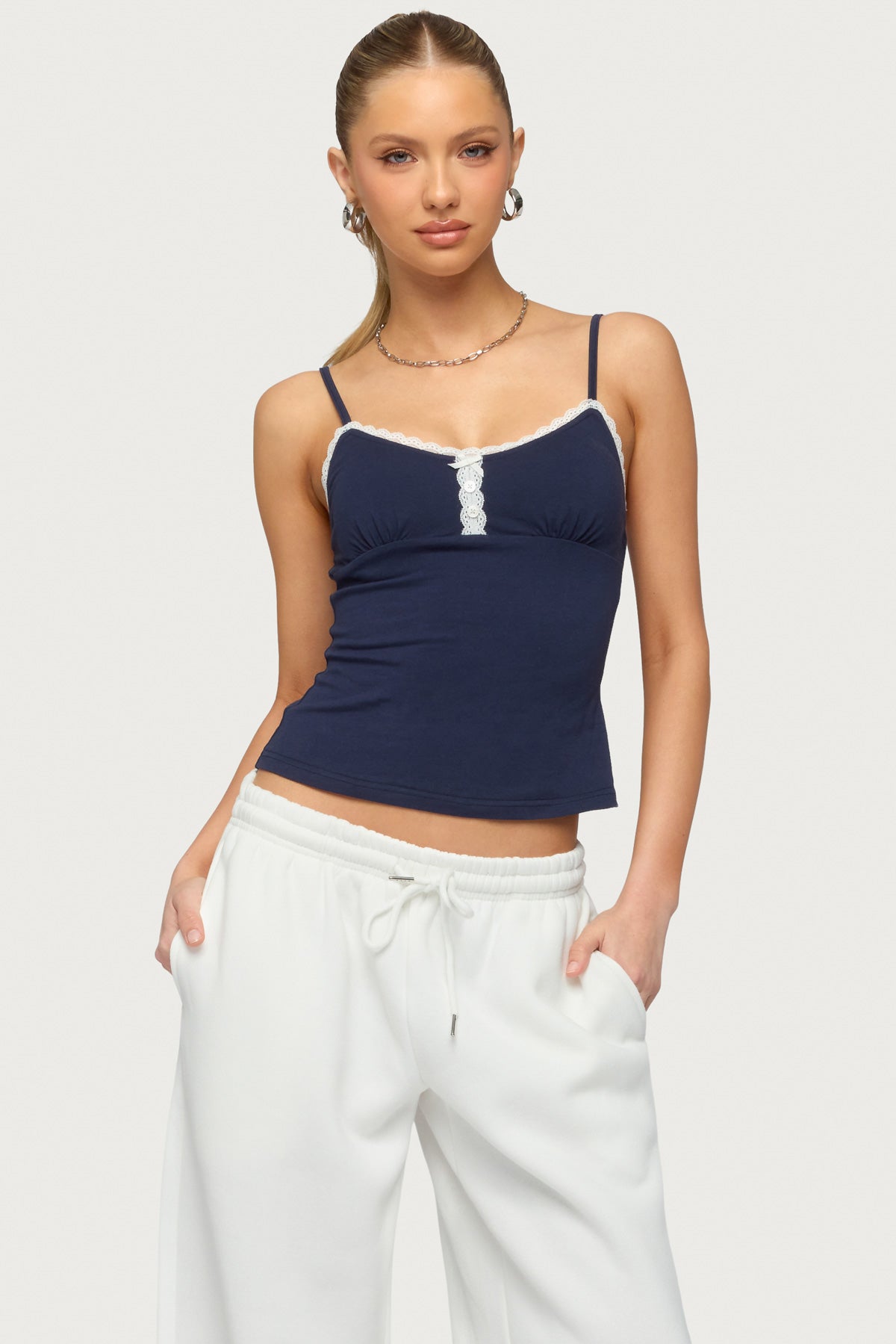 Olezka Contrast Lacey Tank Top-Milans Time