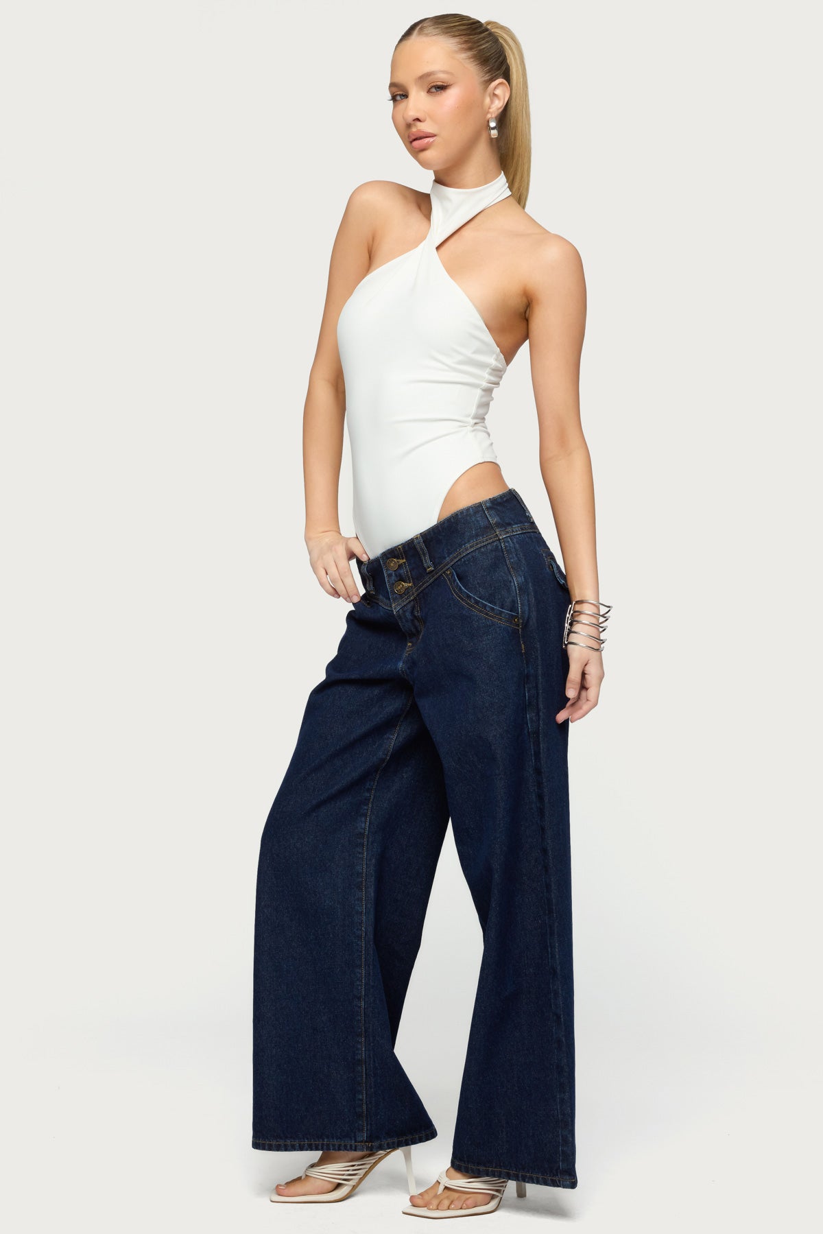 Petite Meredith Low Rise Wide Leg Jeans-Milans Time