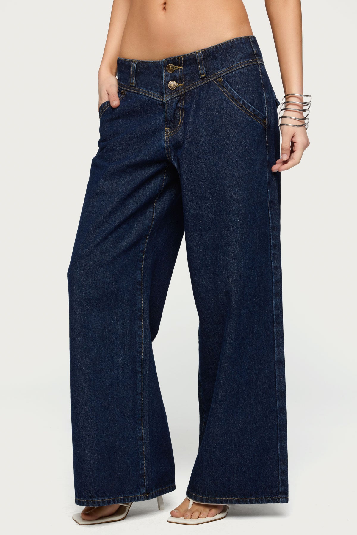 Petite Meredith Low Rise Wide Leg Jeans-Milans Time