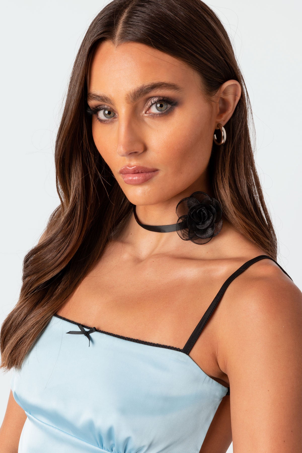 Rosy Flower Choker-Milans Time